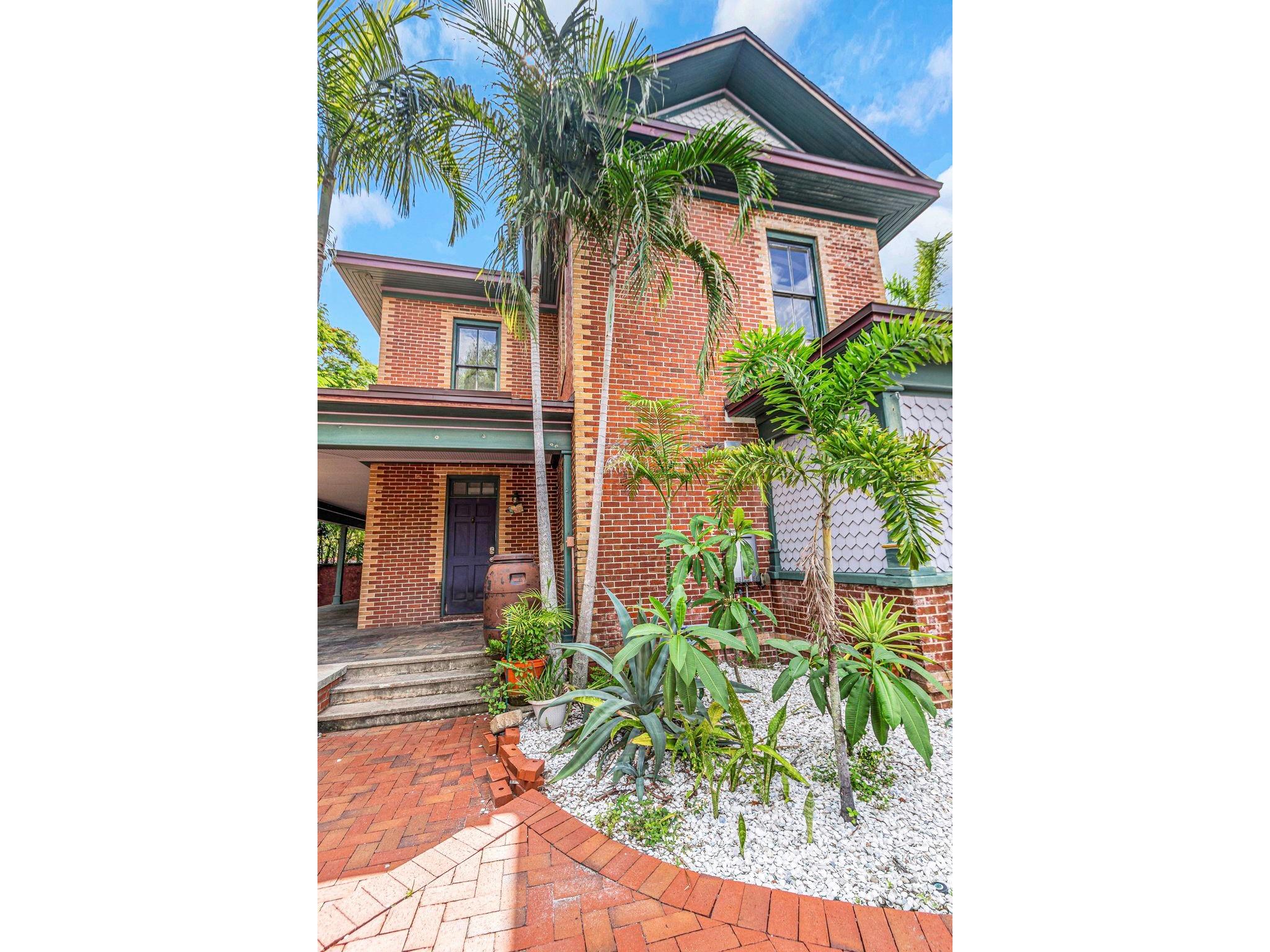 950 12th Street N Saint Petersburg FL 33705 TB8407200 image58