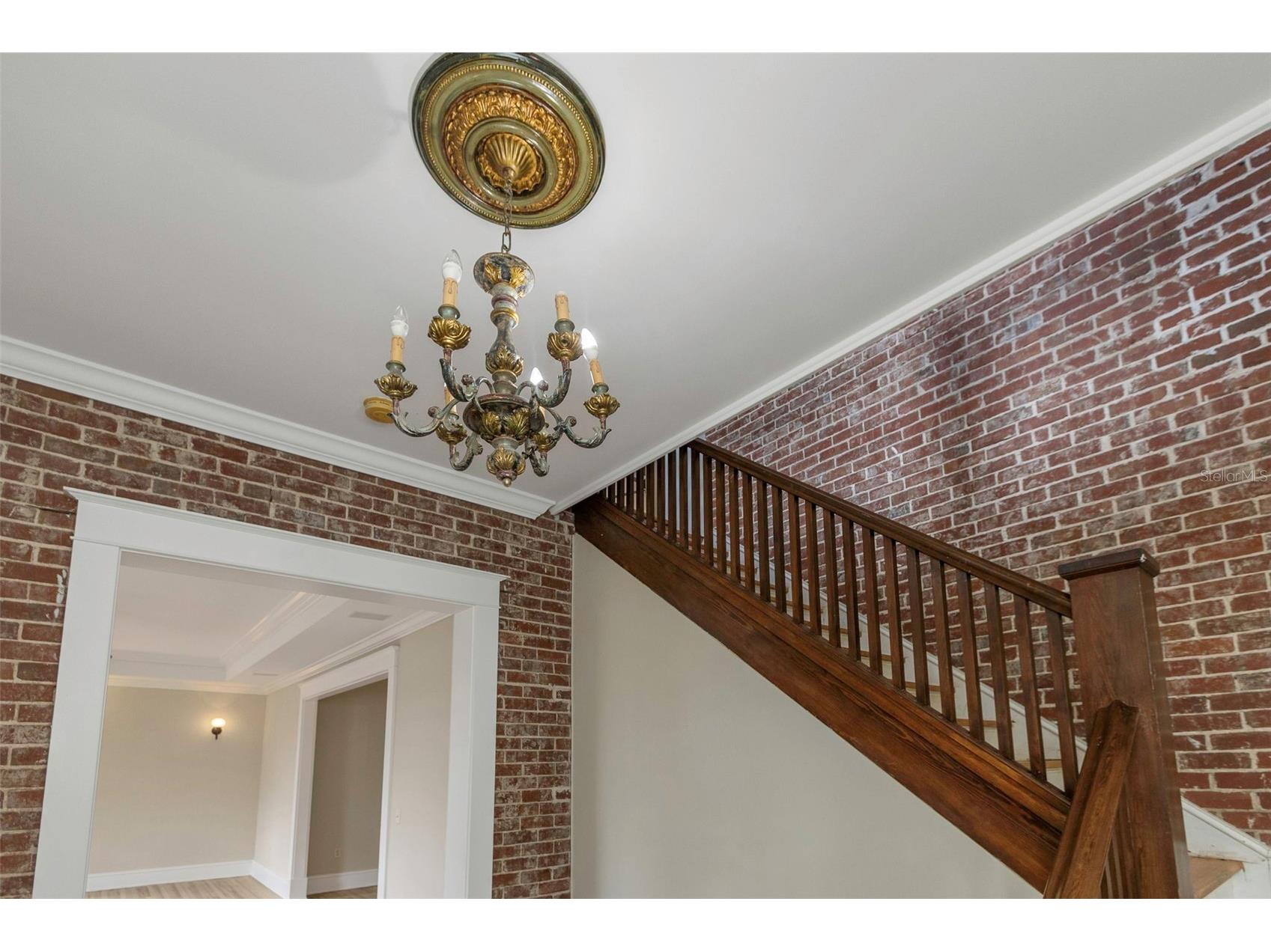 950 12th Street N Saint Petersburg FL 33705 TB8407200 image7