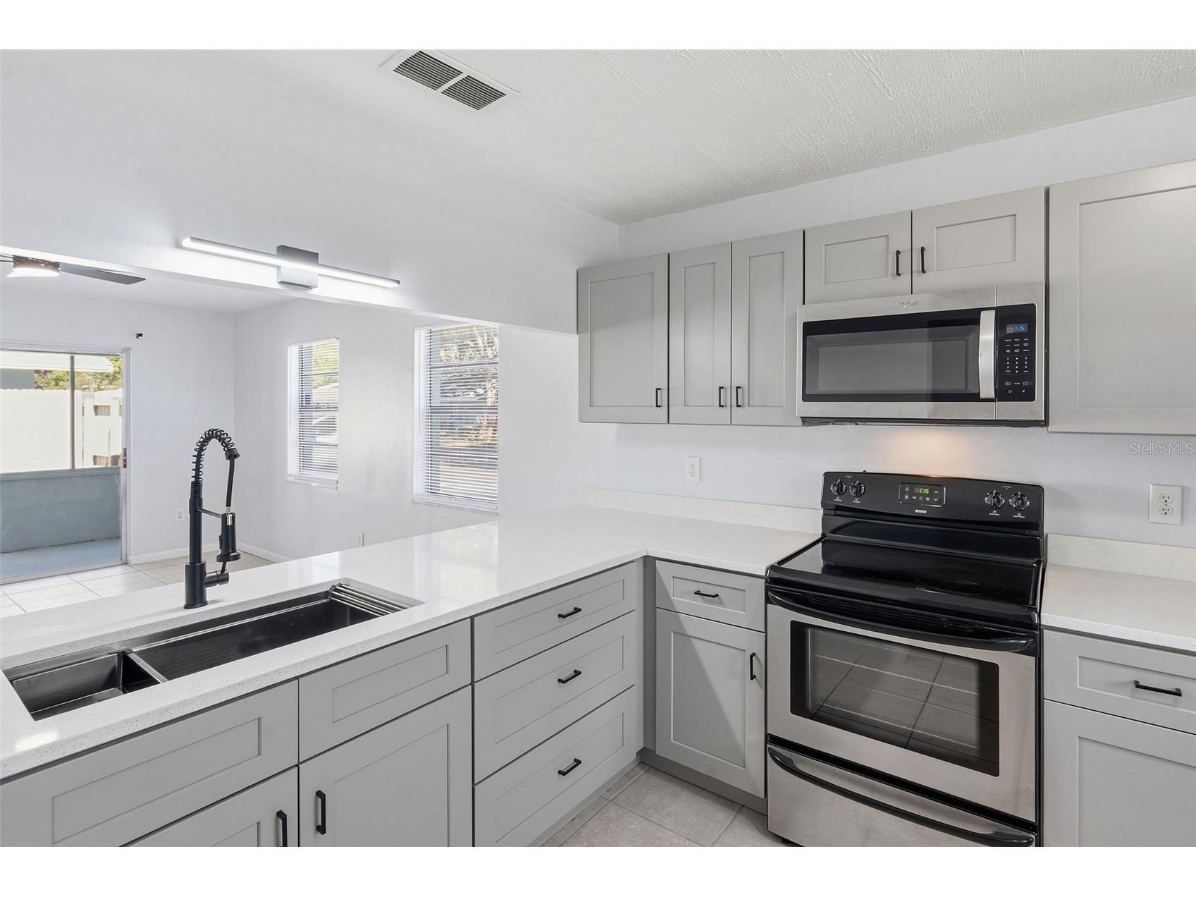 950 Beltrees Street Dunedin FL 34698 TB8470383 image4