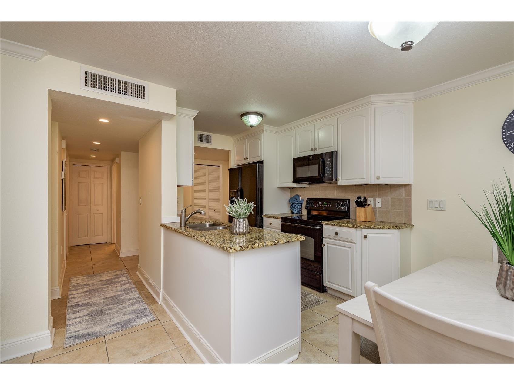 950 Broadway #103 Dunedin FL 34698 TB8486858 image17