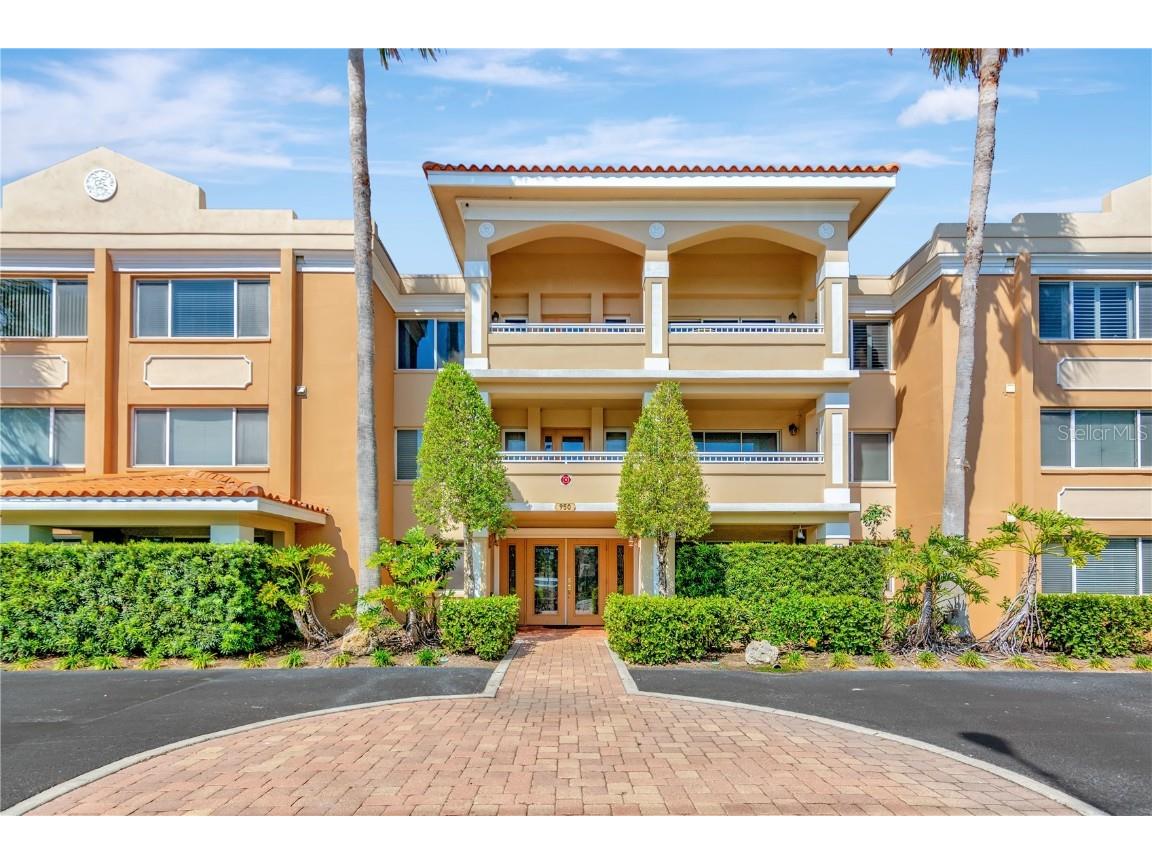 950 Broadway #106 Dunedin FL 34698 U8196633 image1