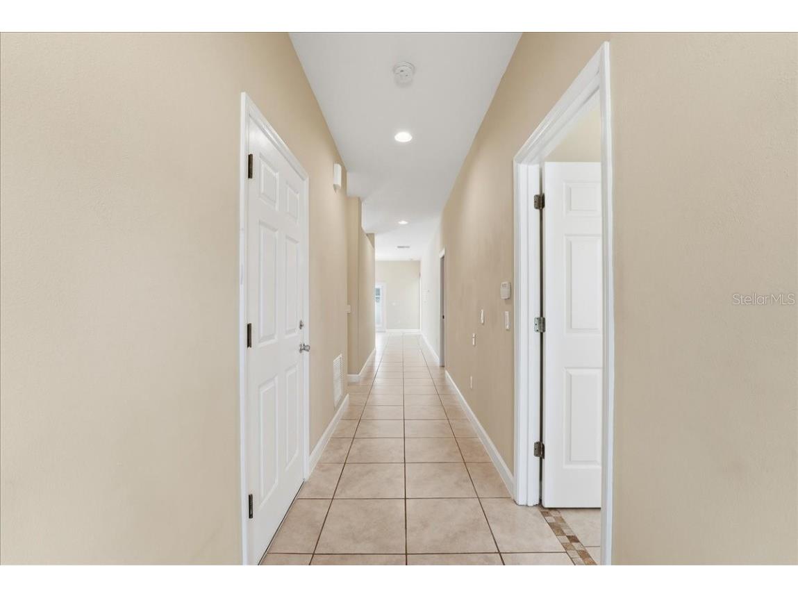 950 E Broadway Street Oviedo FL 32765 O6367833 image2