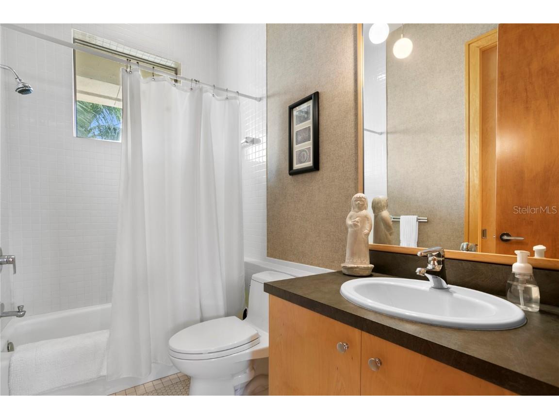 950 Monterey Point NE Saint Petersburg FL 33704 - COFFEE POT BAYOU TB8443694 image31