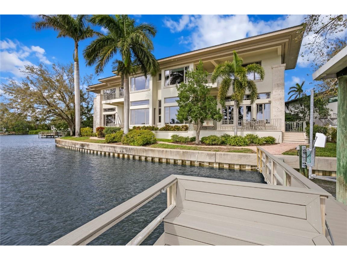 950 Monterey Point NE Saint Petersburg FL 33704 - COFFEE POT BAYOU TB8443694 image40