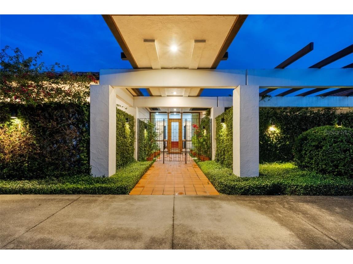 950 N Lake Otis Drive SE Winter Haven FL 33880 - LAKE OTIS TB8443606 image2