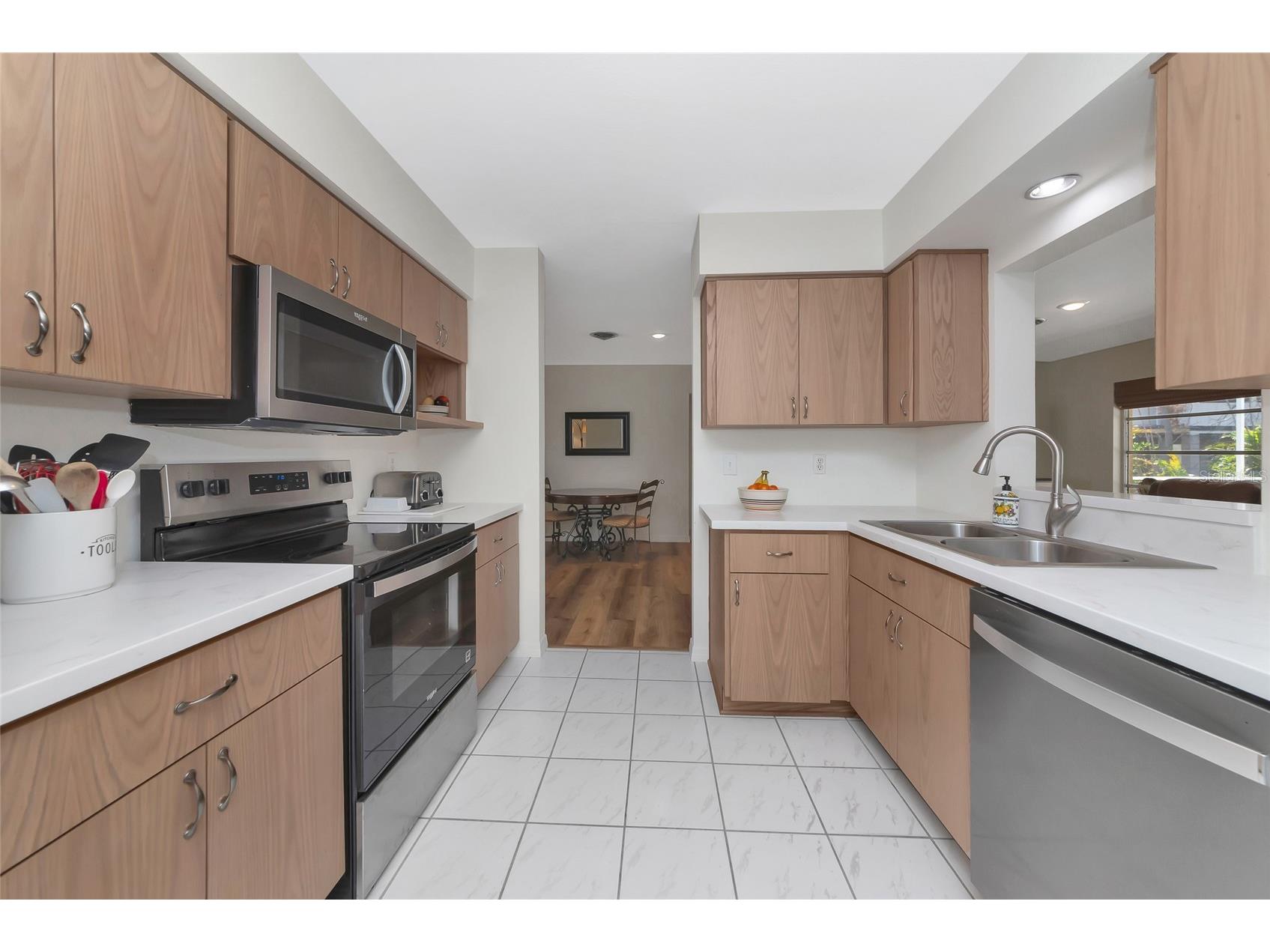 950 Oxford Drive Englewood FL 34223 - GOTTFRIED CREEK TO LEMON BAY N6142928 image9