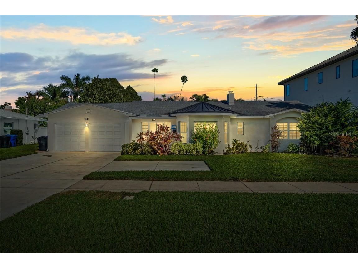 950 Snell Isle Boulevard NE Saint Petersburg FL 33704 U8184638 image1