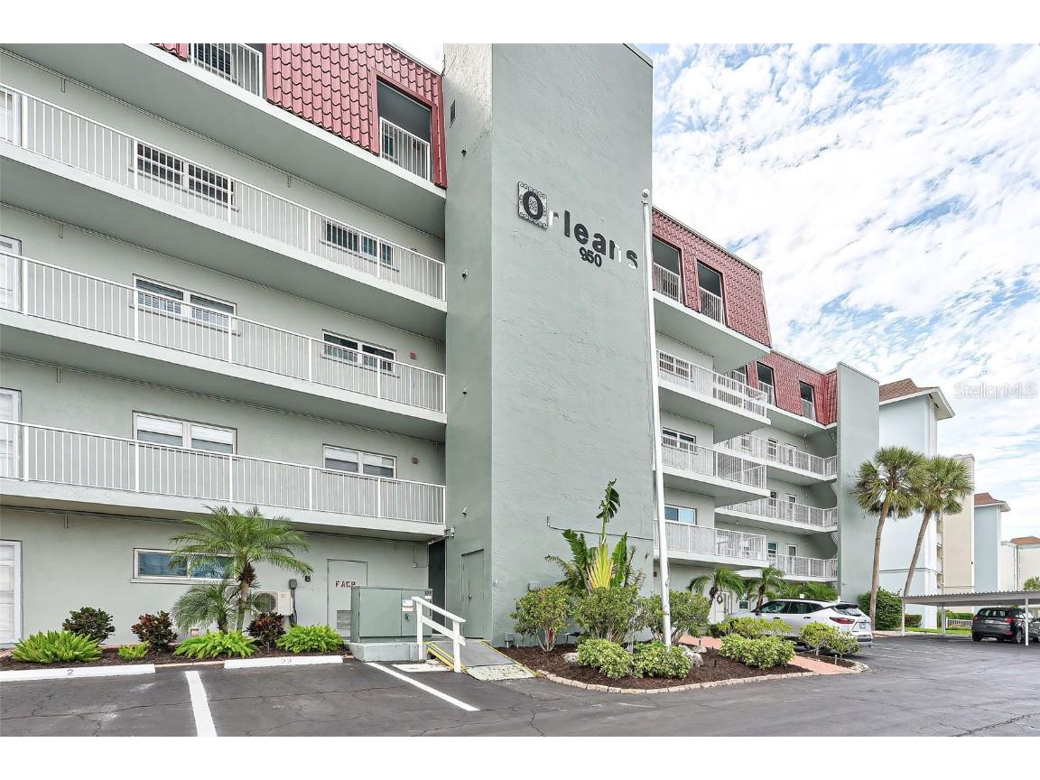 950 Tarpon Center Drive #105 Venice FL 34285 N6124078 image1