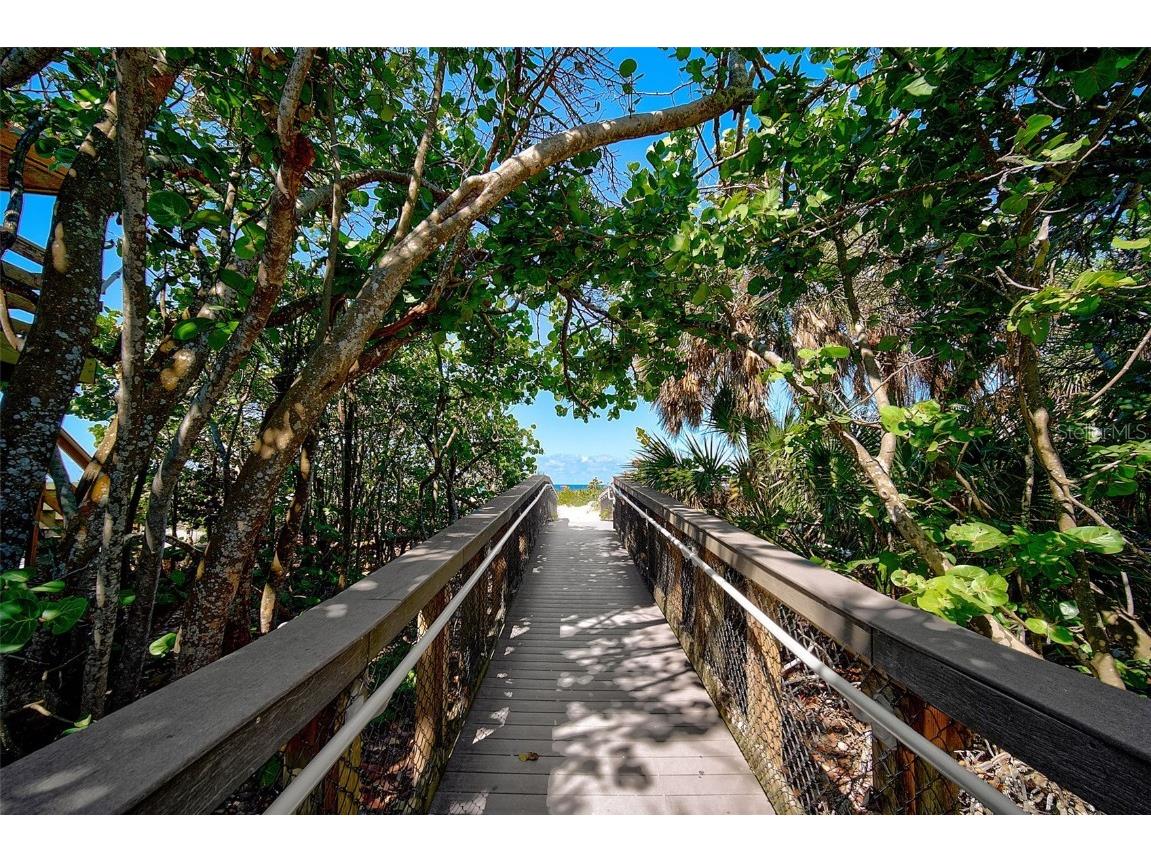 950 Tarpon Center Drive #305 Venice FL 34285 N6141657 image6