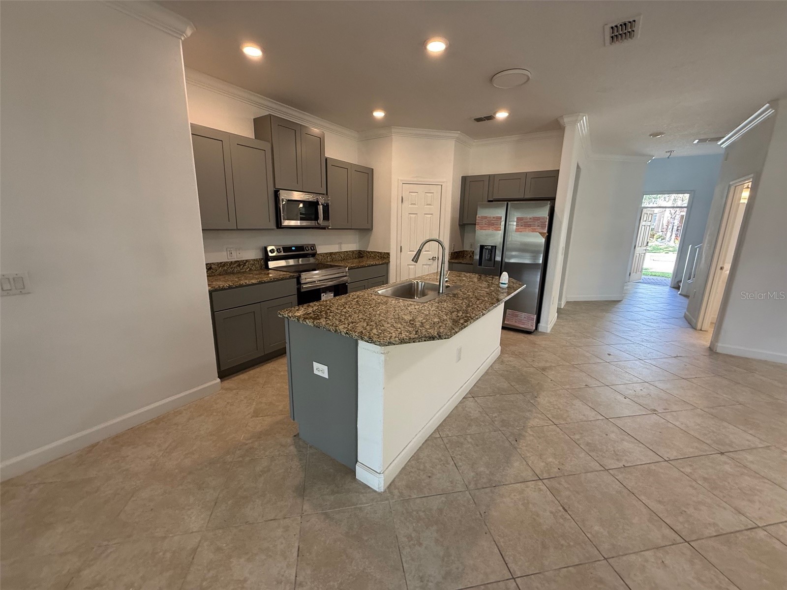 950 Terra Vista Street Brandon FL 33511 W7881921 image5