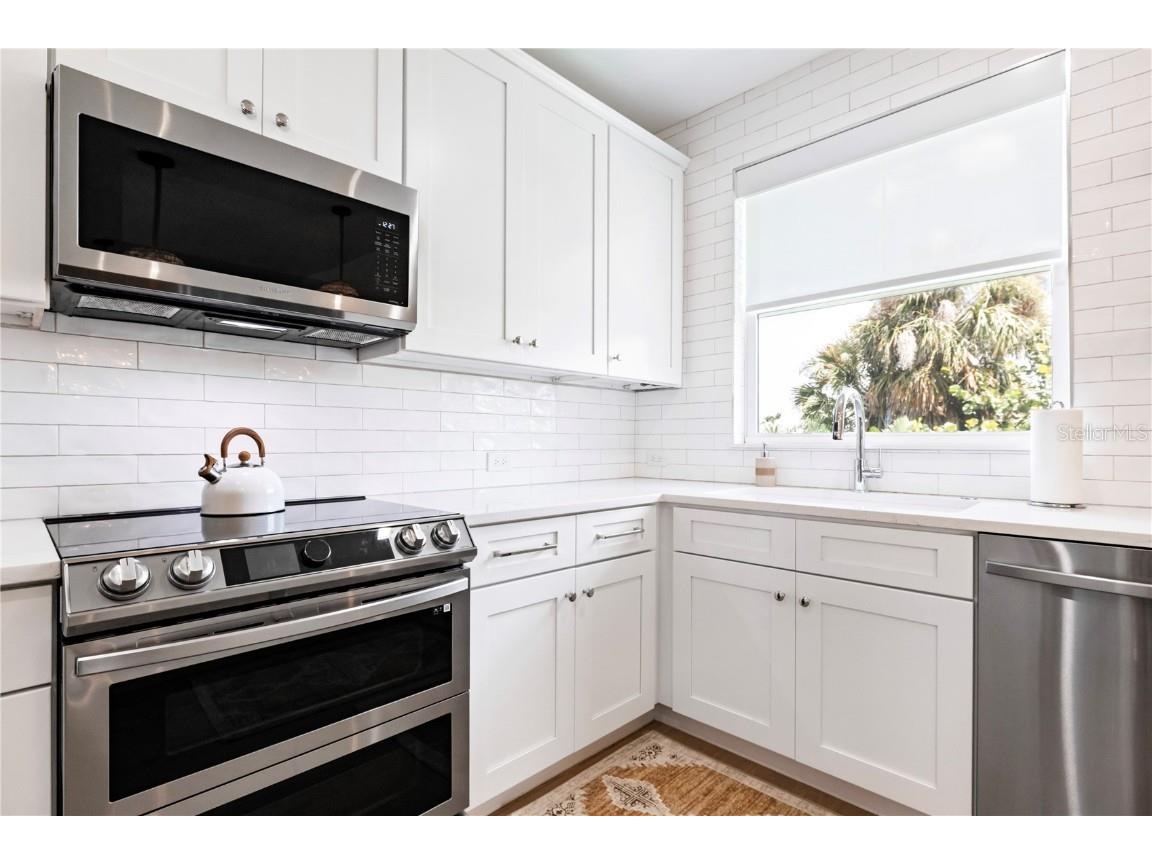 950 W Olympia Avenue Punta Gorda FL 33950 C7514914 image19