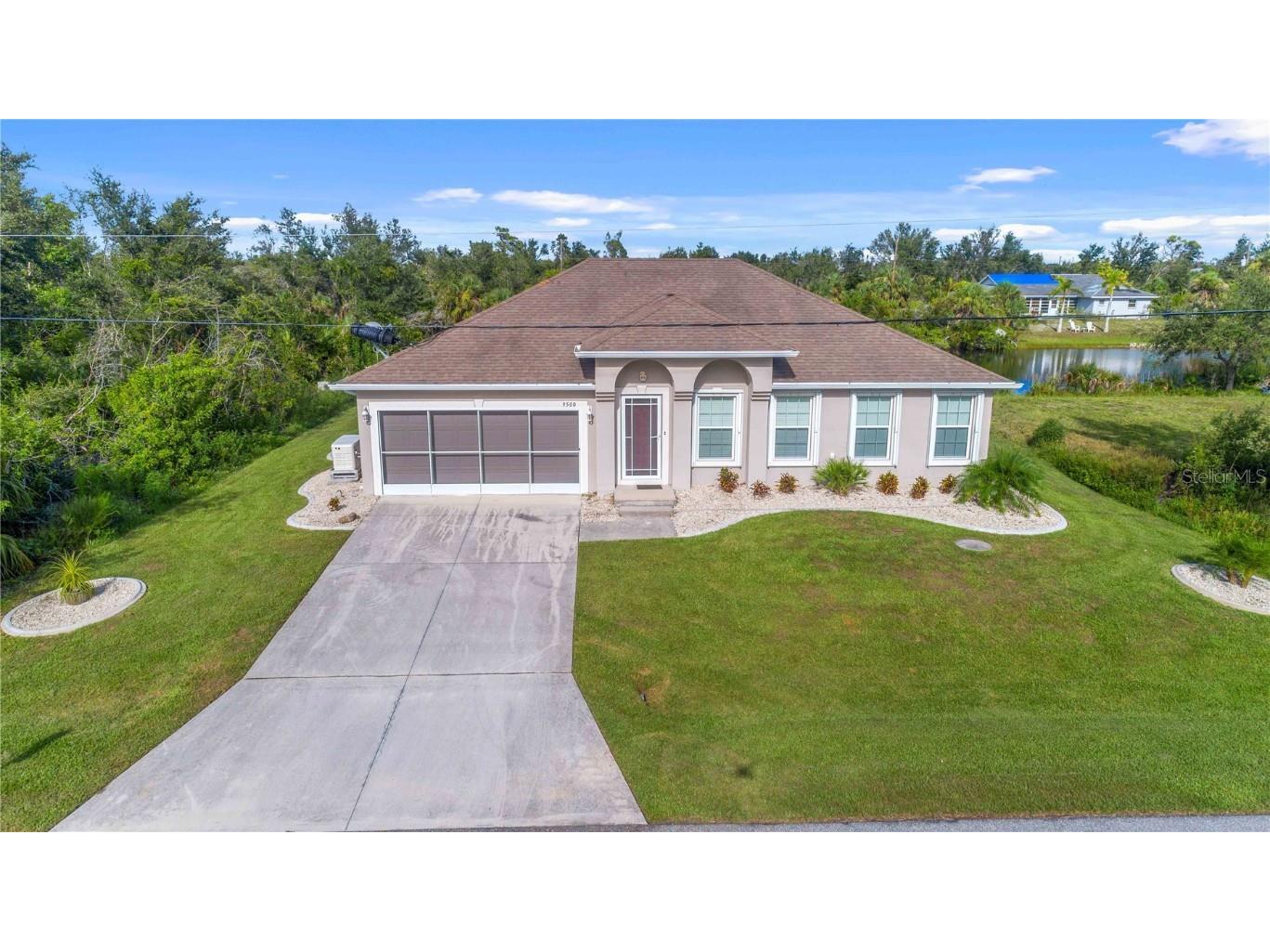 9500 Arnaz Circle Port Charlotte FL 33981 C7478130 image1