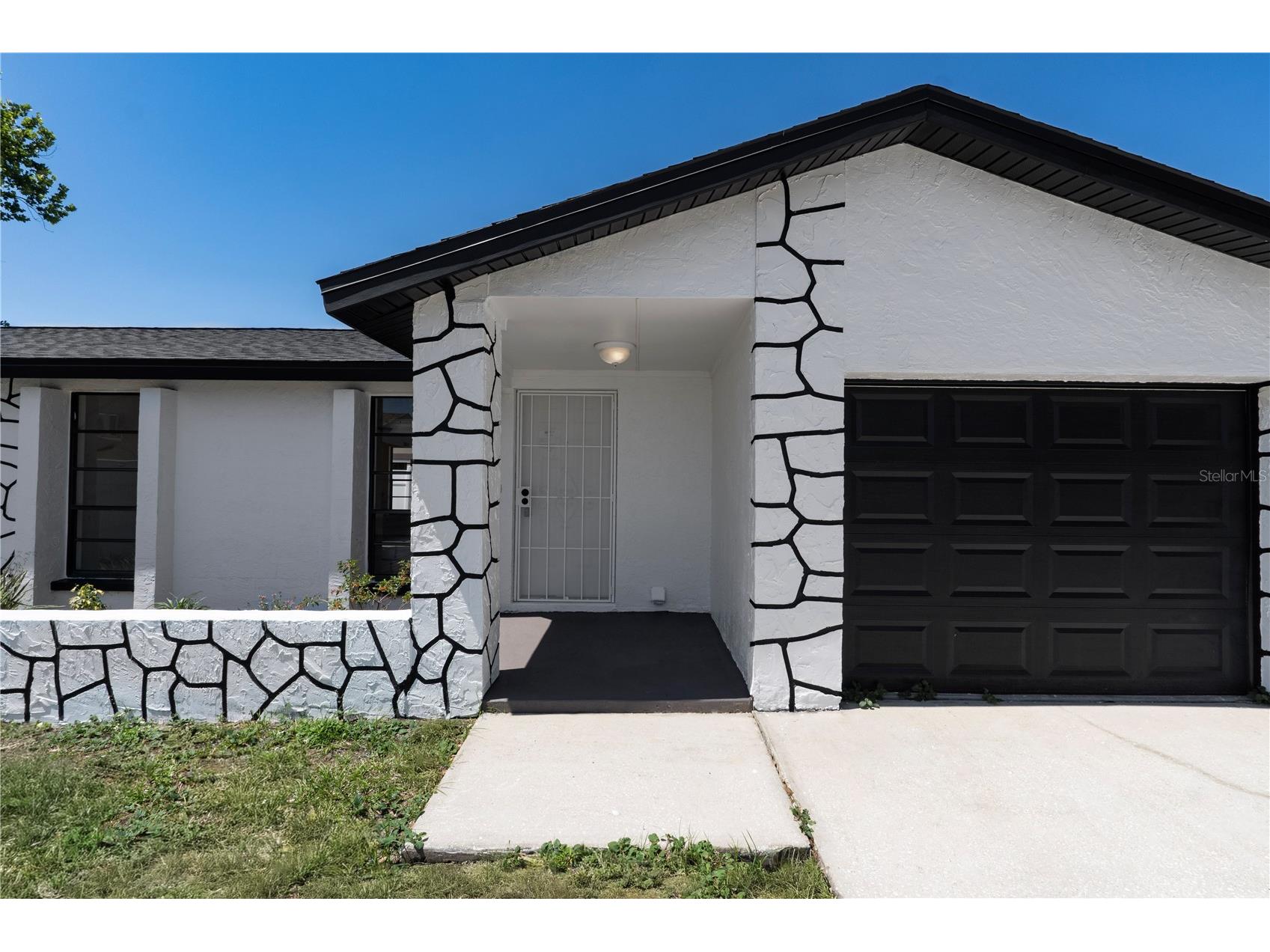 9501 Camden Hill Court Tampa FL 33615 O6413816 image3