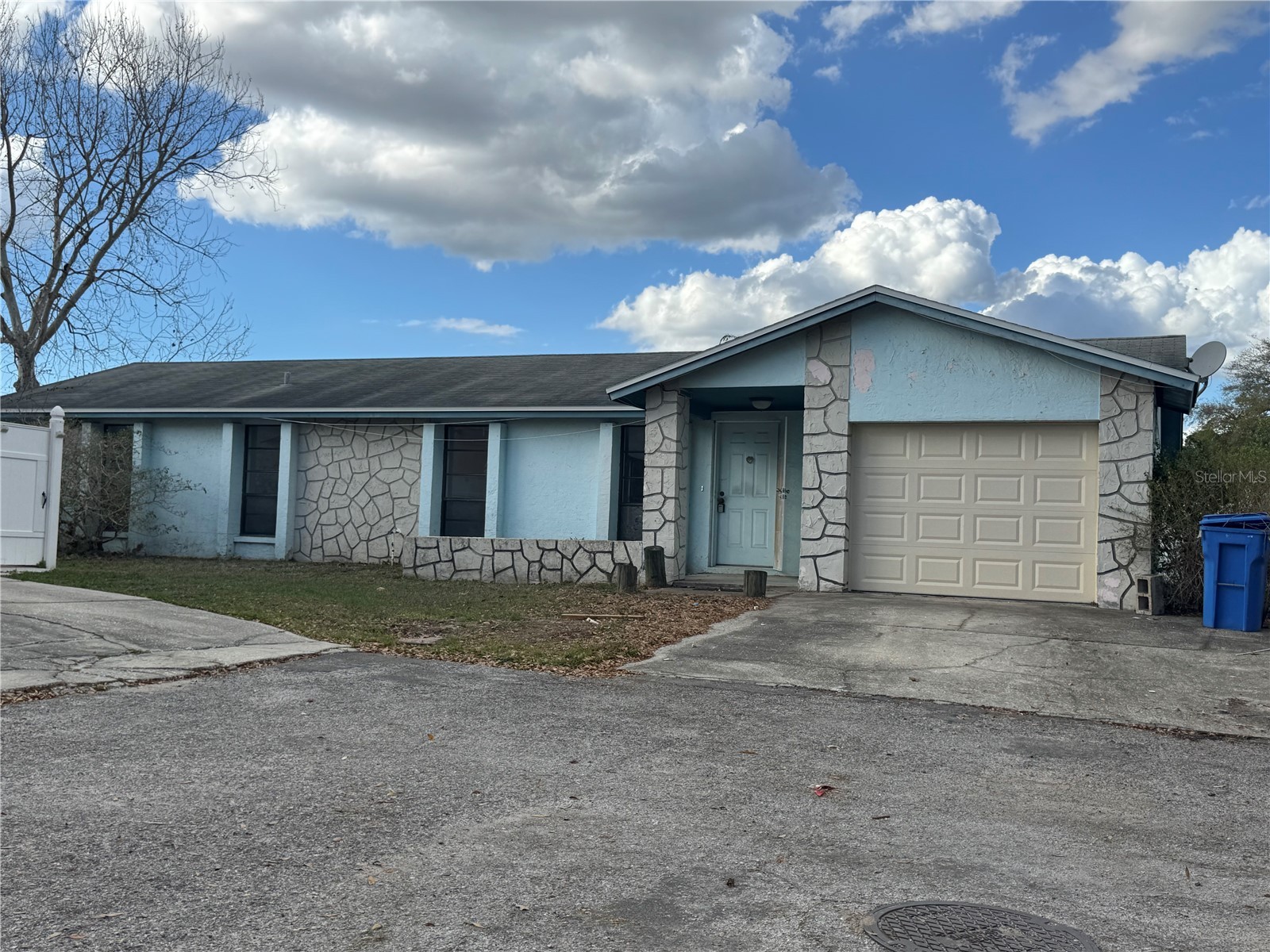 9501 Camden Hill Court Tampa FL 33615 TB8483551 image1