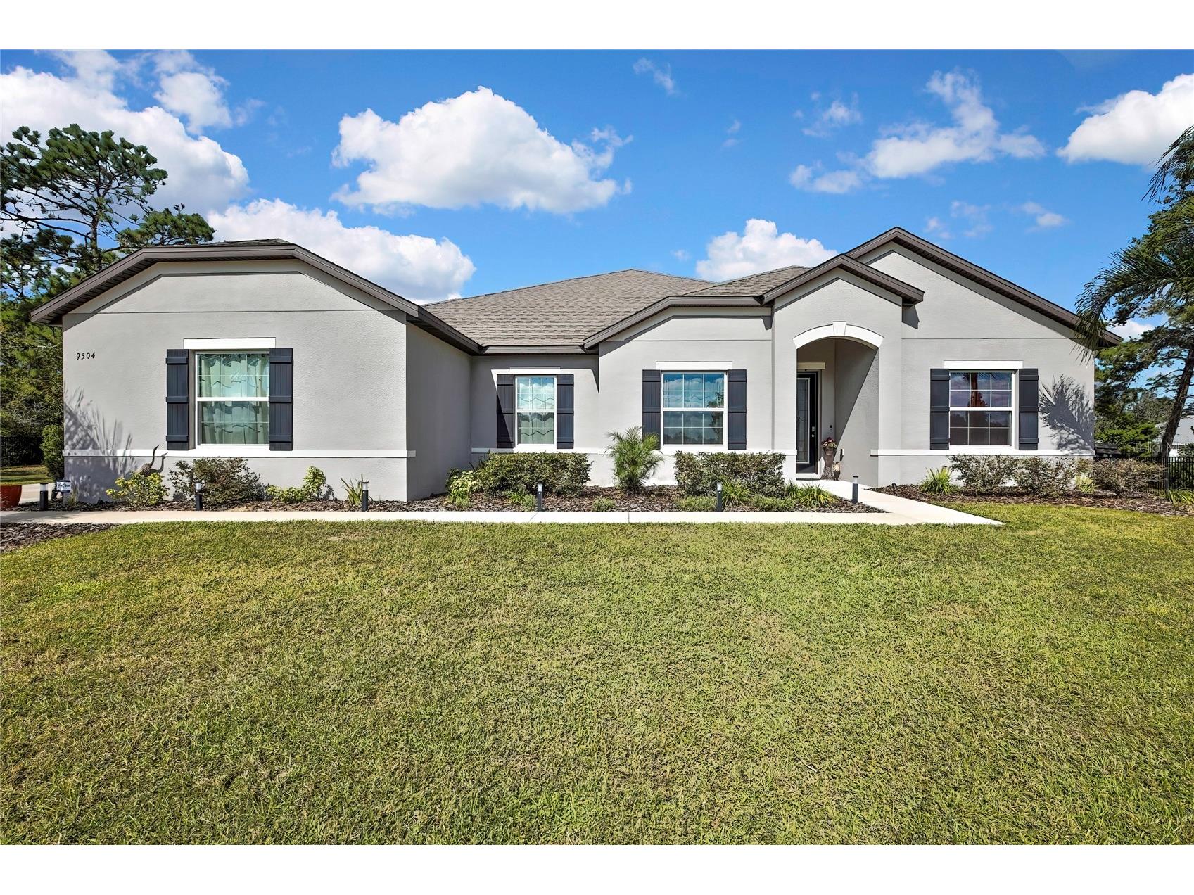 9504 Earthwind Court Weeki Wachee FL 34613 TB8444191 image1