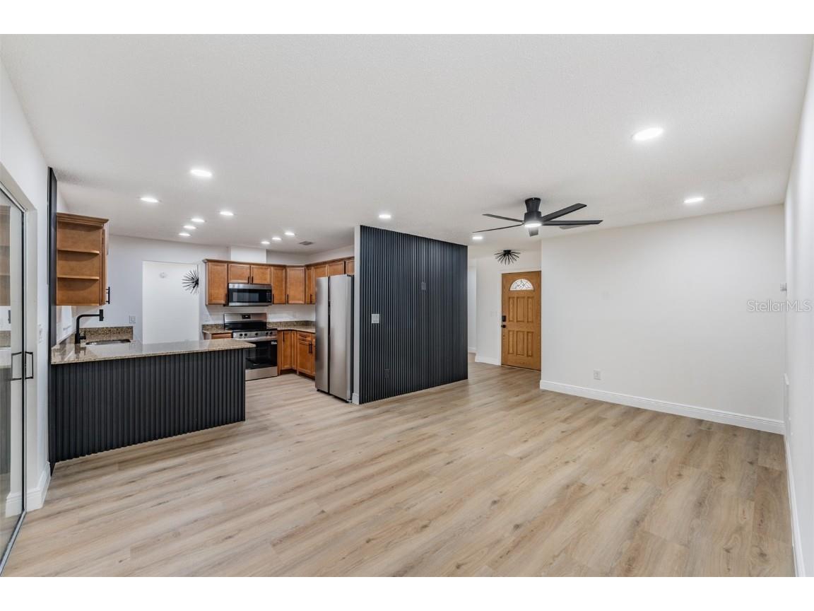 9504 W Cluster Avenue Tampa FL 33615 TB8425260 image14