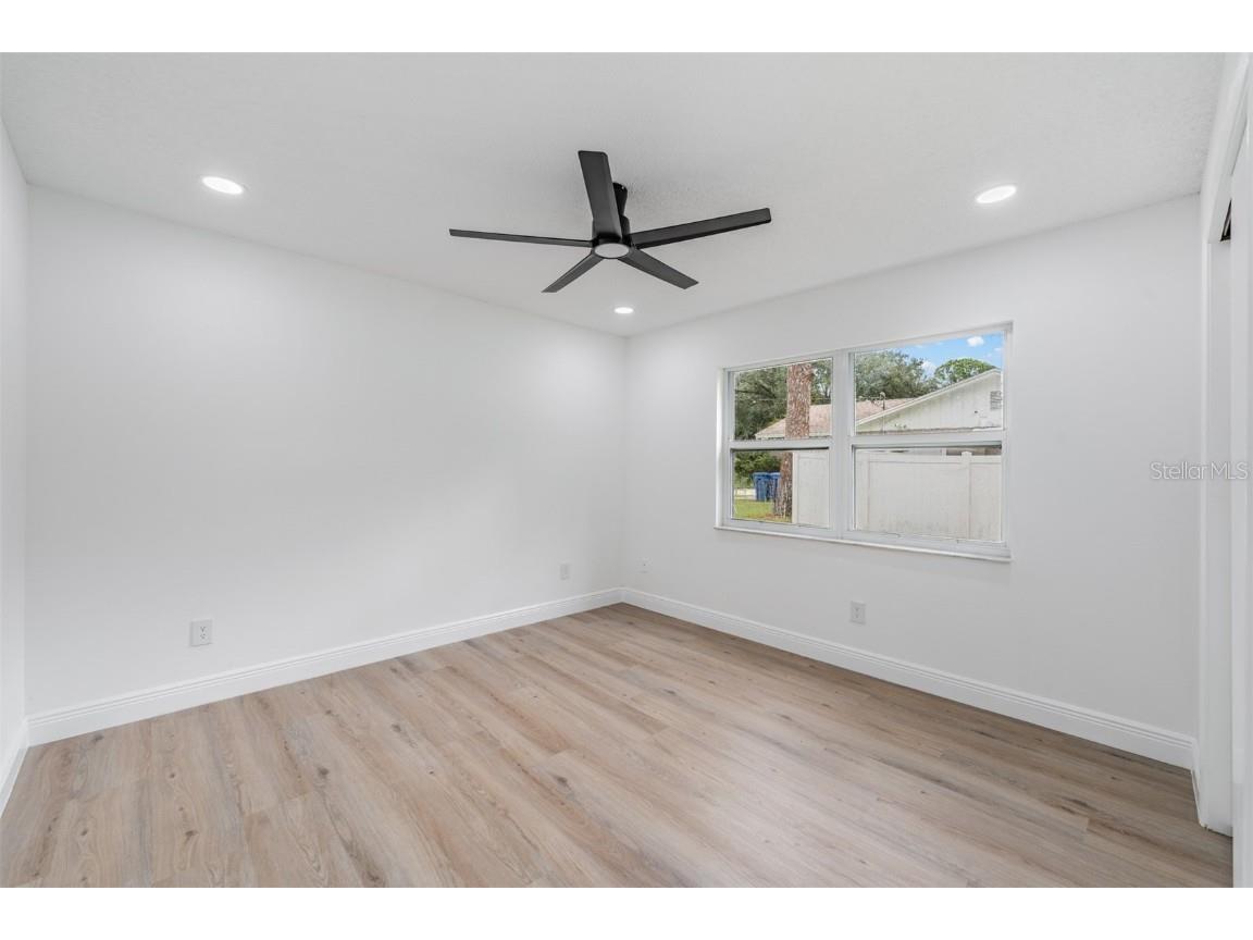 9504 W Cluster Avenue Tampa FL 33615 TB8425260 image16