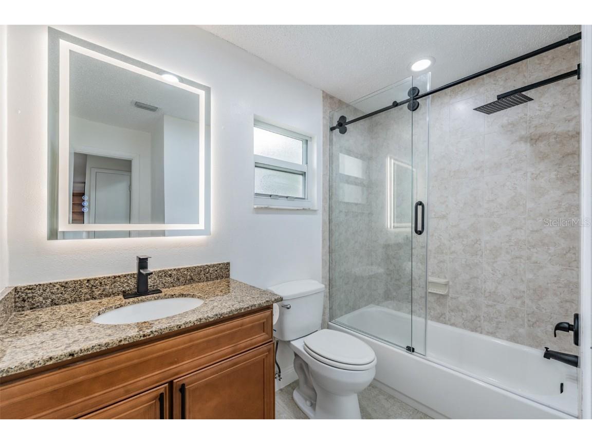 9504 W Cluster Avenue Tampa FL 33615 TB8425260 image17