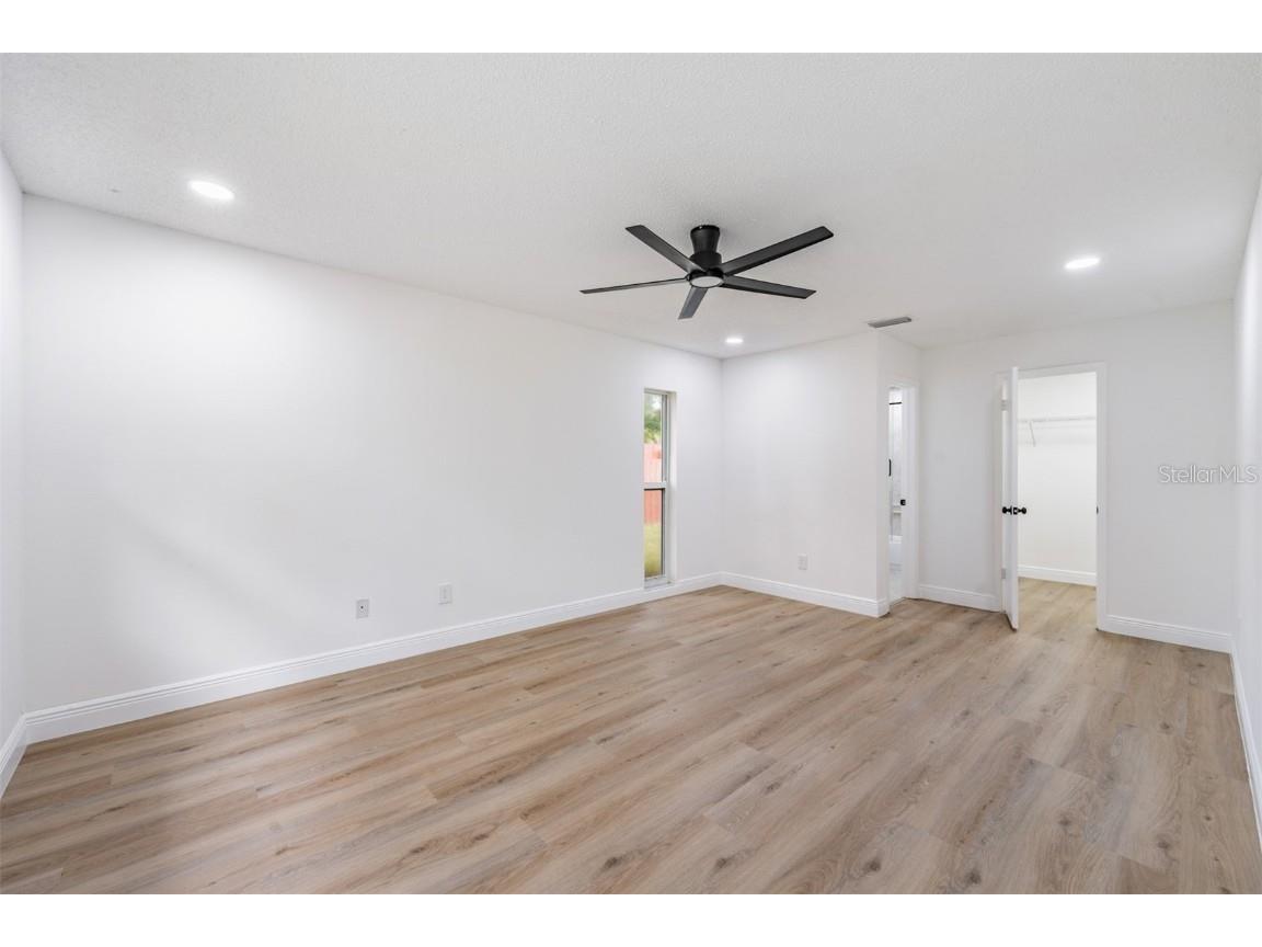 9504 W Cluster Avenue Tampa FL 33615 TB8425260 image20