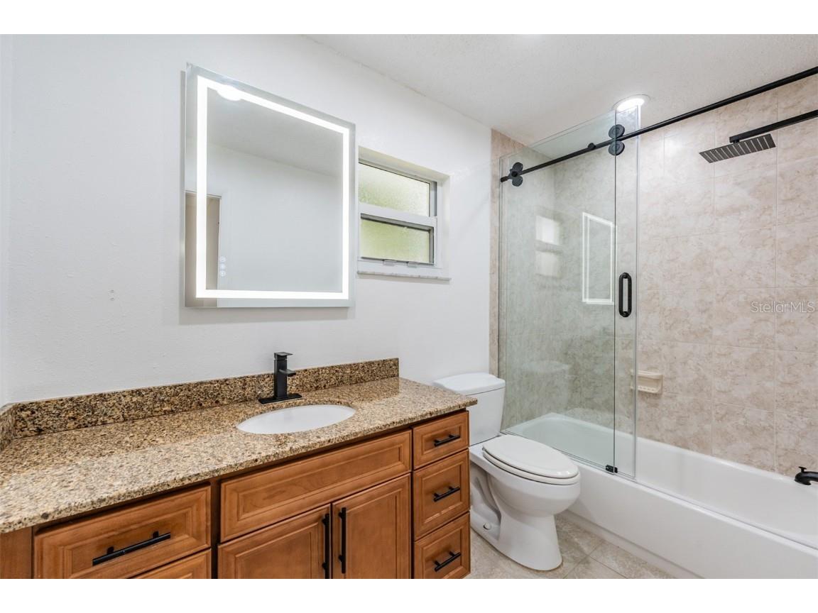 9504 W Cluster Avenue Tampa FL 33615 TB8425260 image22