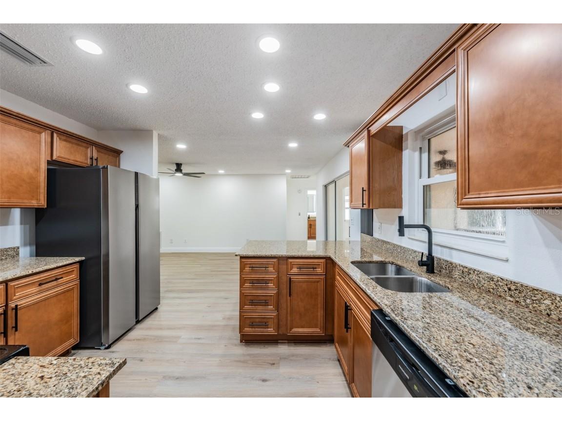 9504 W Cluster Avenue Tampa FL 33615 TB8425260 image8