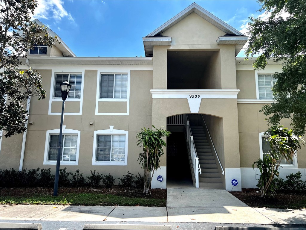 9505 Grovedale Circle #101 Riverview FL 33578 T3436674 image1