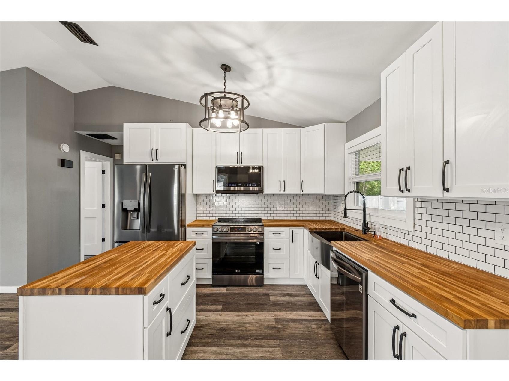 9506 Andy Drive Hudson FL 34669 TB8512572 image5