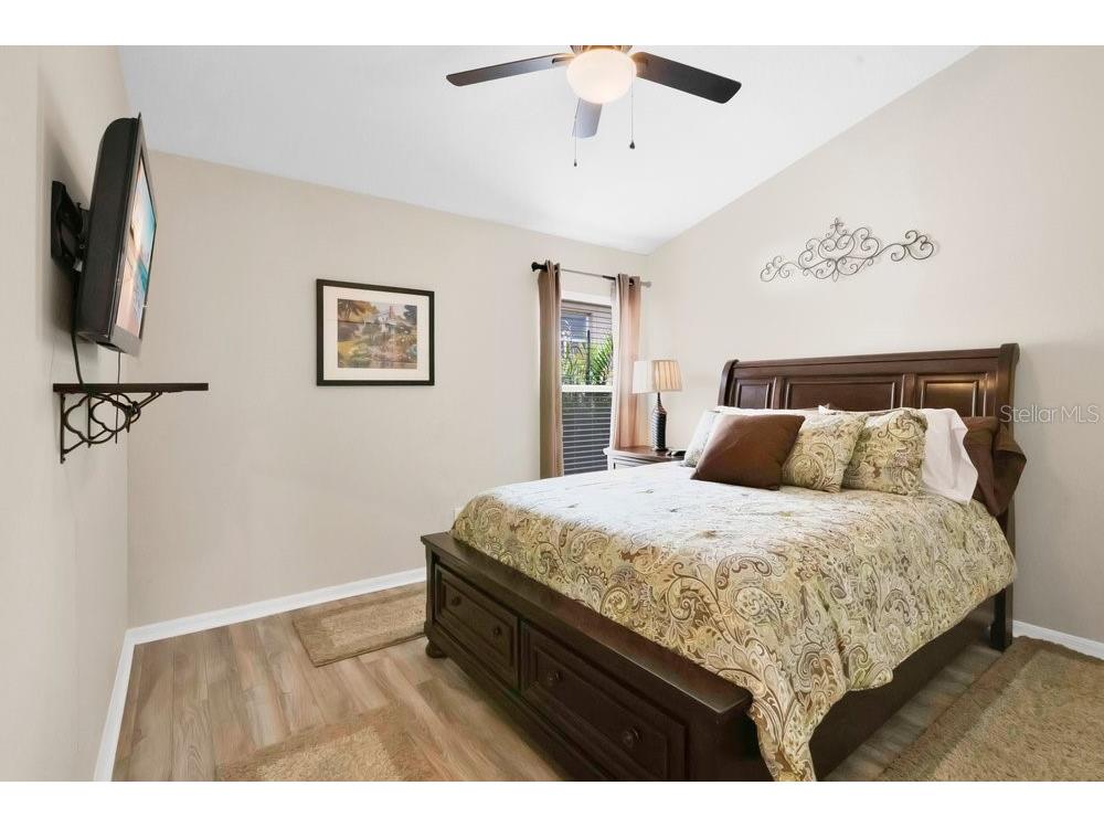 9506 Pecky Cypress Way Orlando FL 32836 - Retention pond O6404360 image16