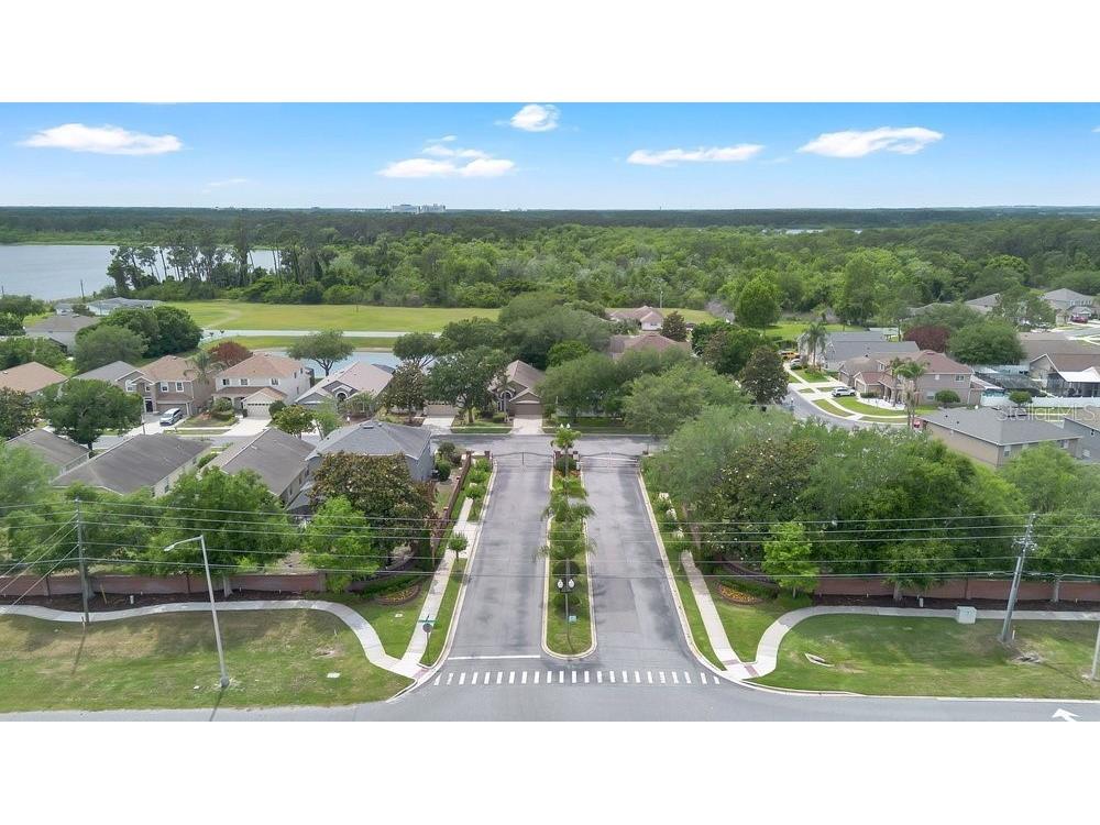 9506 Pecky Cypress Way Orlando FL 32836 - Retention pond O6404360 image42