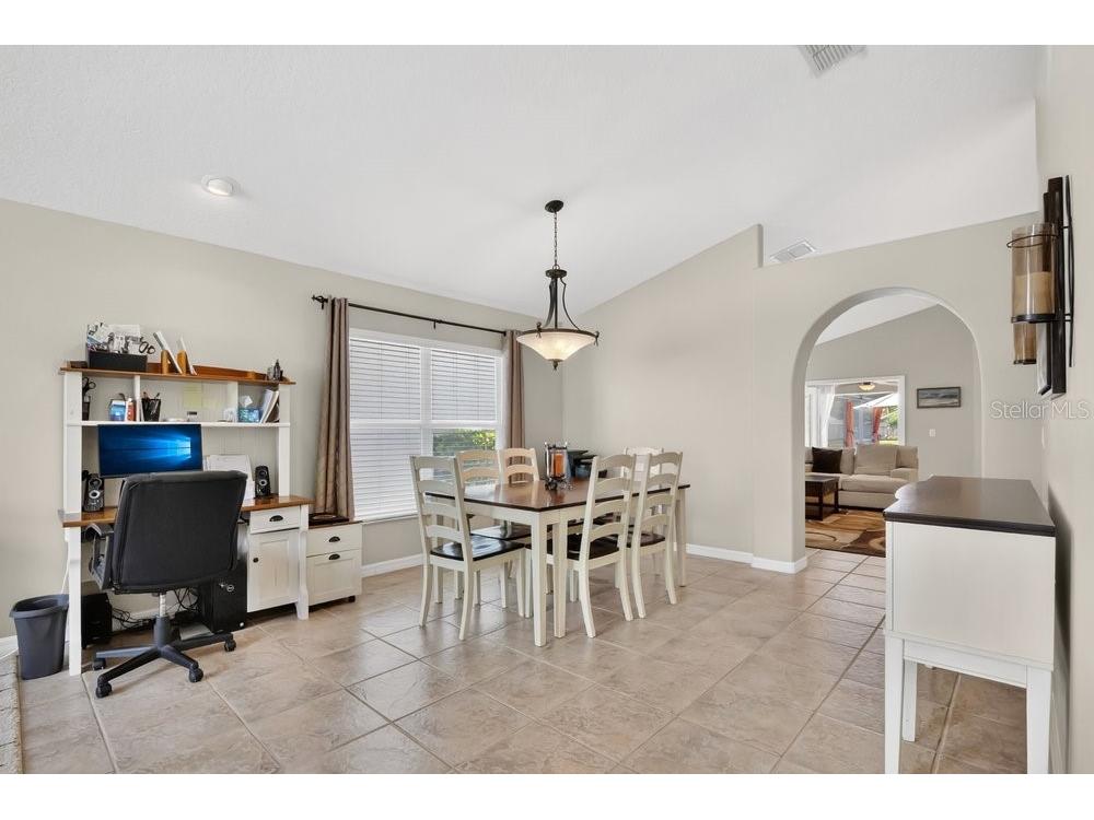 9506 Pecky Cypress Way Orlando FL 32836 - Retention pond O6404360 image5