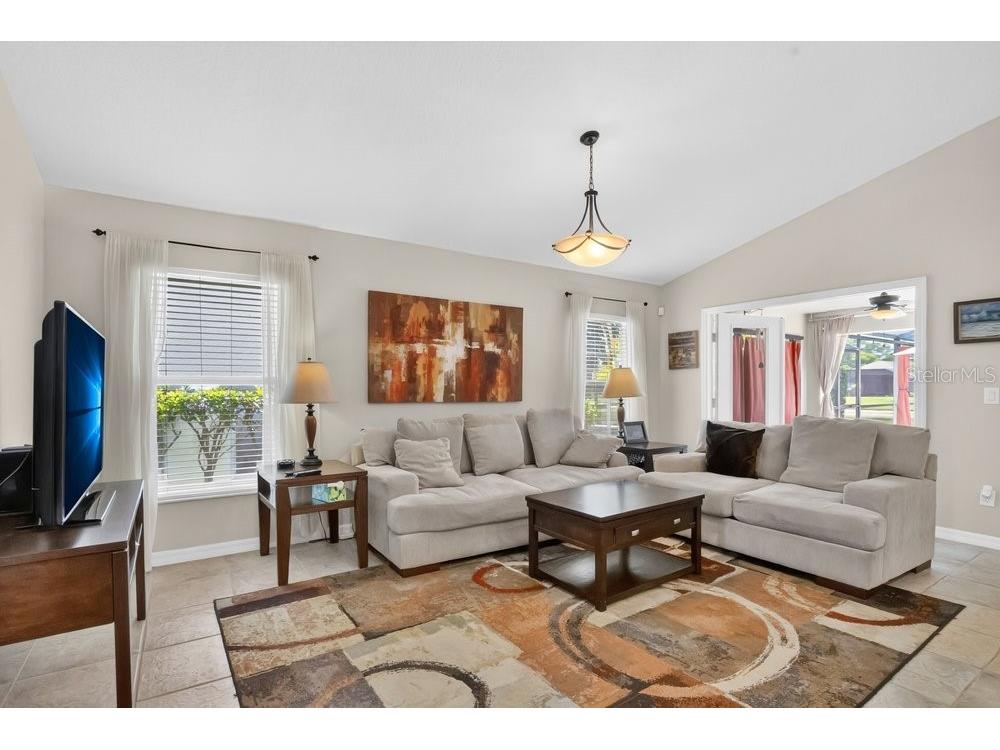 9506 Pecky Cypress Way Orlando FL 32836 - Retention pond O6404360 image8