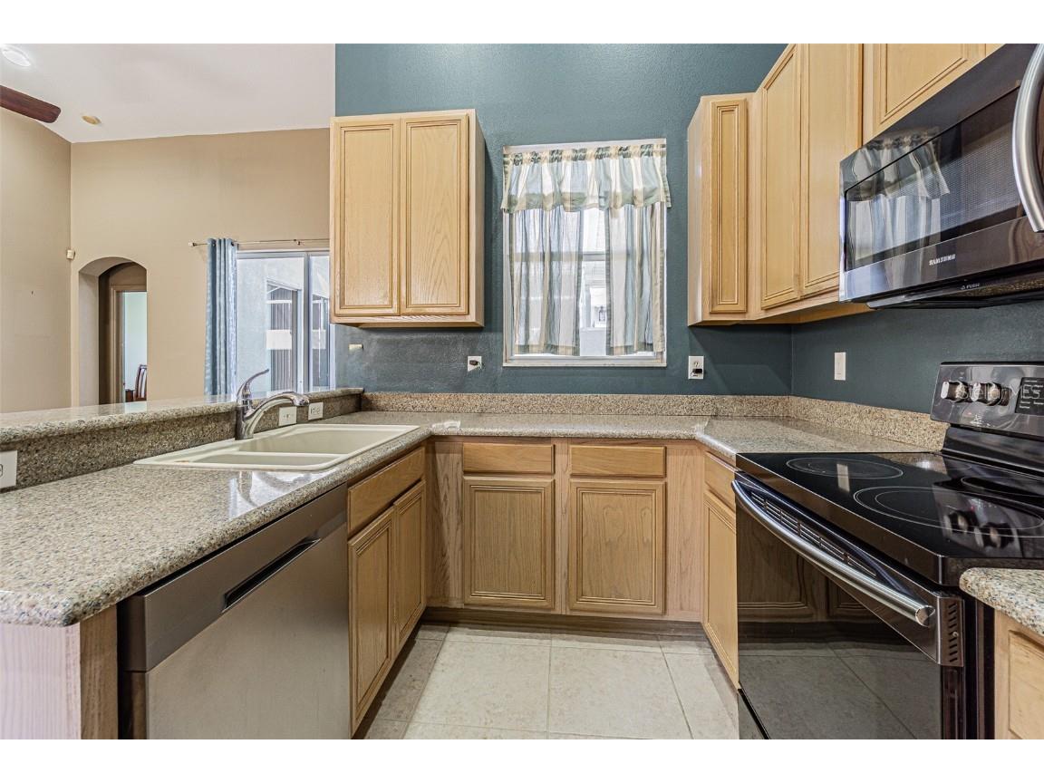 9506 Rolling Circle San Antonio FL 33576 TB8438952 image6