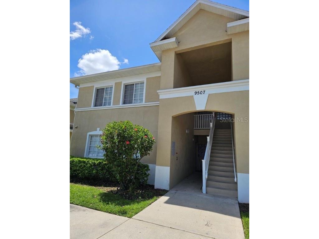 9507 Grovedale Circle #201 Riverview FL 33578 T3544436 image1