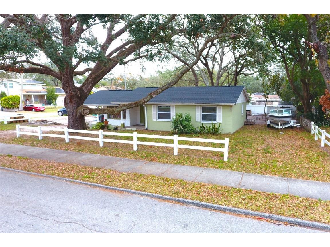 9507 N 42nd Street Tampa FL 33617 TB8336631 image1