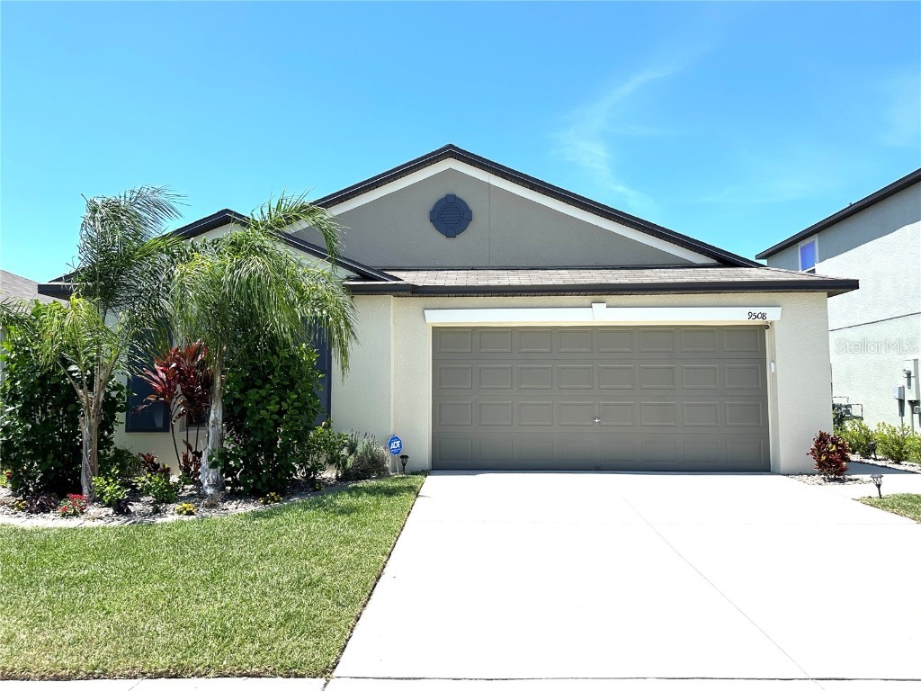 9508 Channing Hill Drive Ruskin FL 33573 T3452637 image1