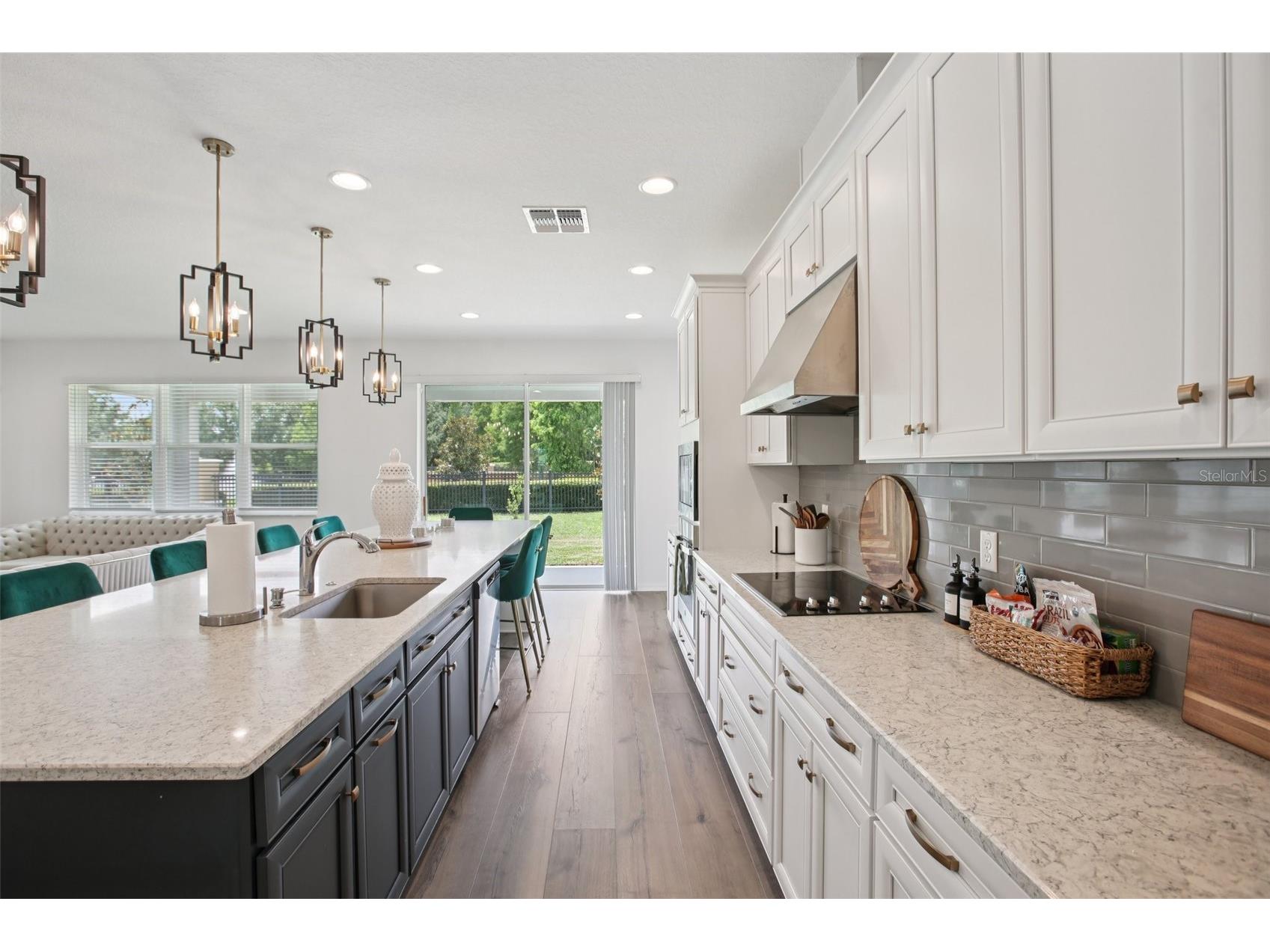 9508 Pyrenees Place Seffner FL 33584 TB8526632 image9