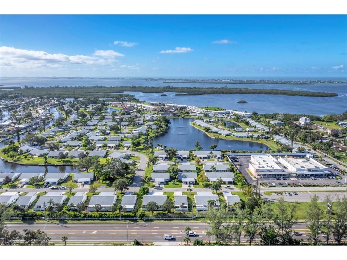 9509 Kingston Drive Bradenton FL 34210 - SARASOTA BAY A4667350 image38