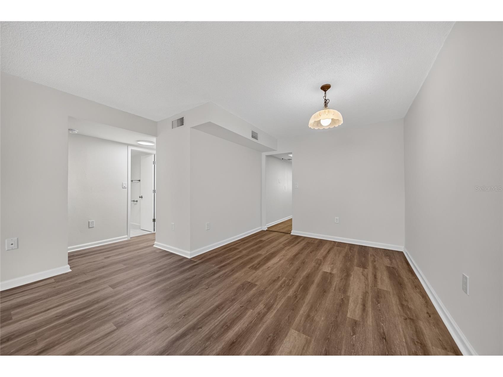 951 79th Avenue N #115 Saint Petersburg FL 33702 TB8521336 image10
