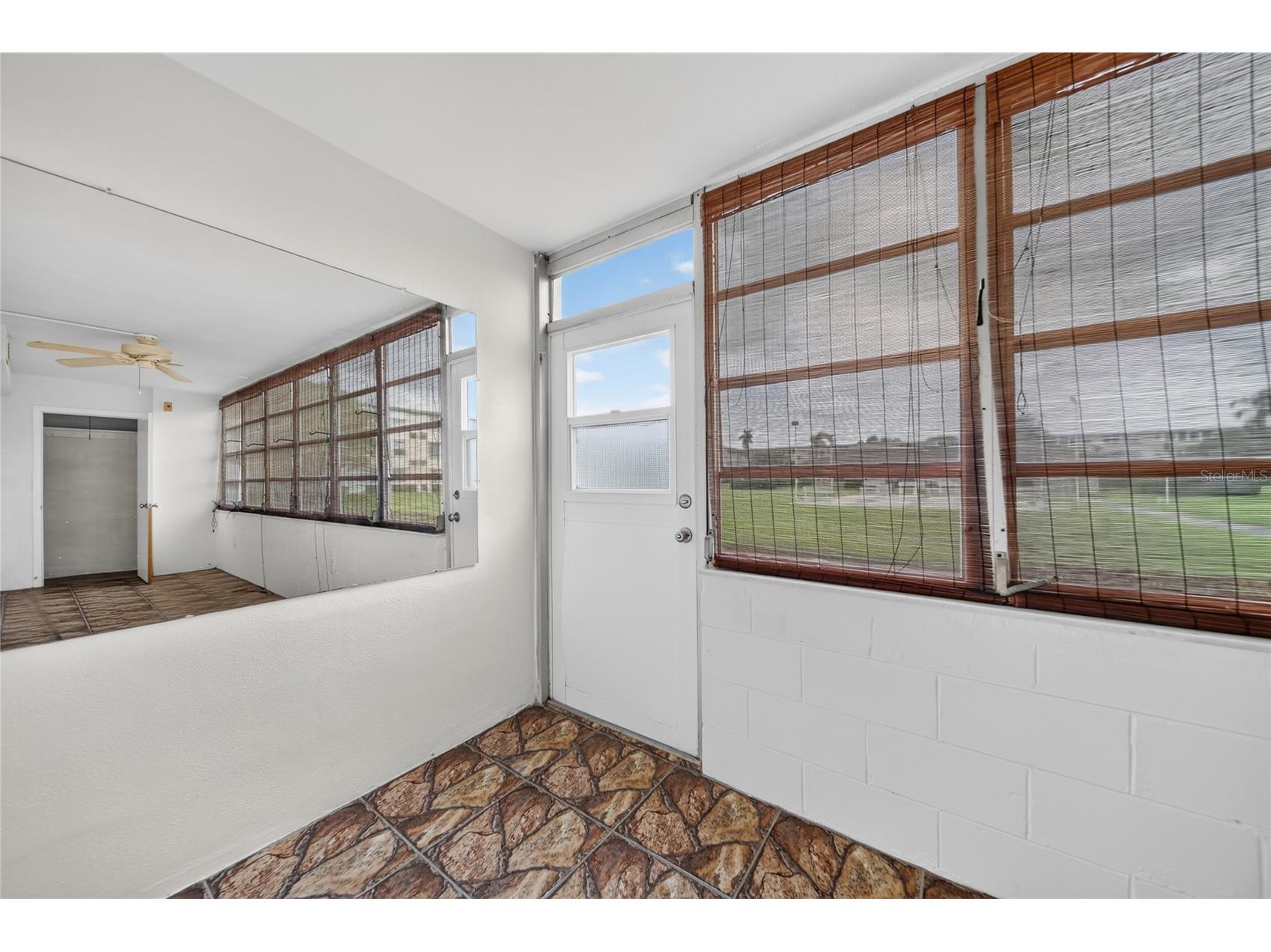 951 79th Avenue N #115 Saint Petersburg FL 33702 TB8521336 image34
