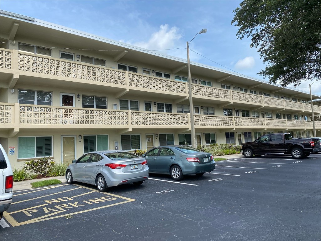 951 79th Avenue N #123 Saint Petersburg FL 33702 U8205545 image1
