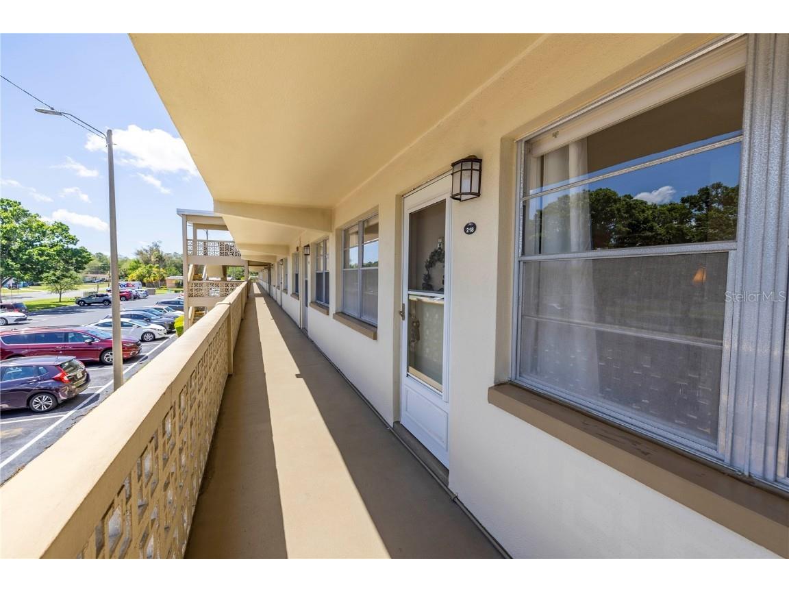 951 79th Avenue N #218 Saint Petersburg FL 33702 U8236712 image1