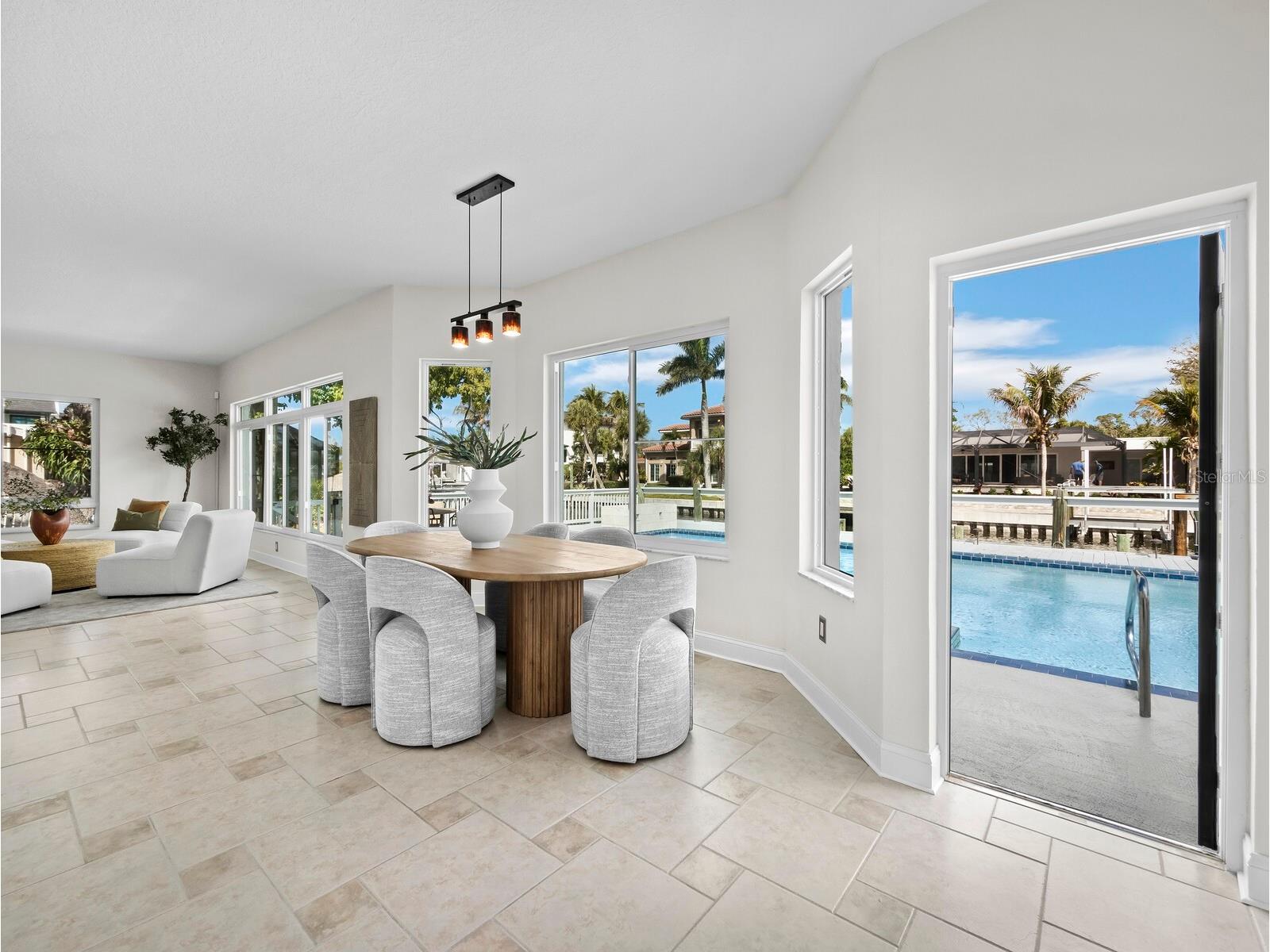 951 Contento St. Siesta Key FL 34242 - GRAND CANAL A4684955 image12
