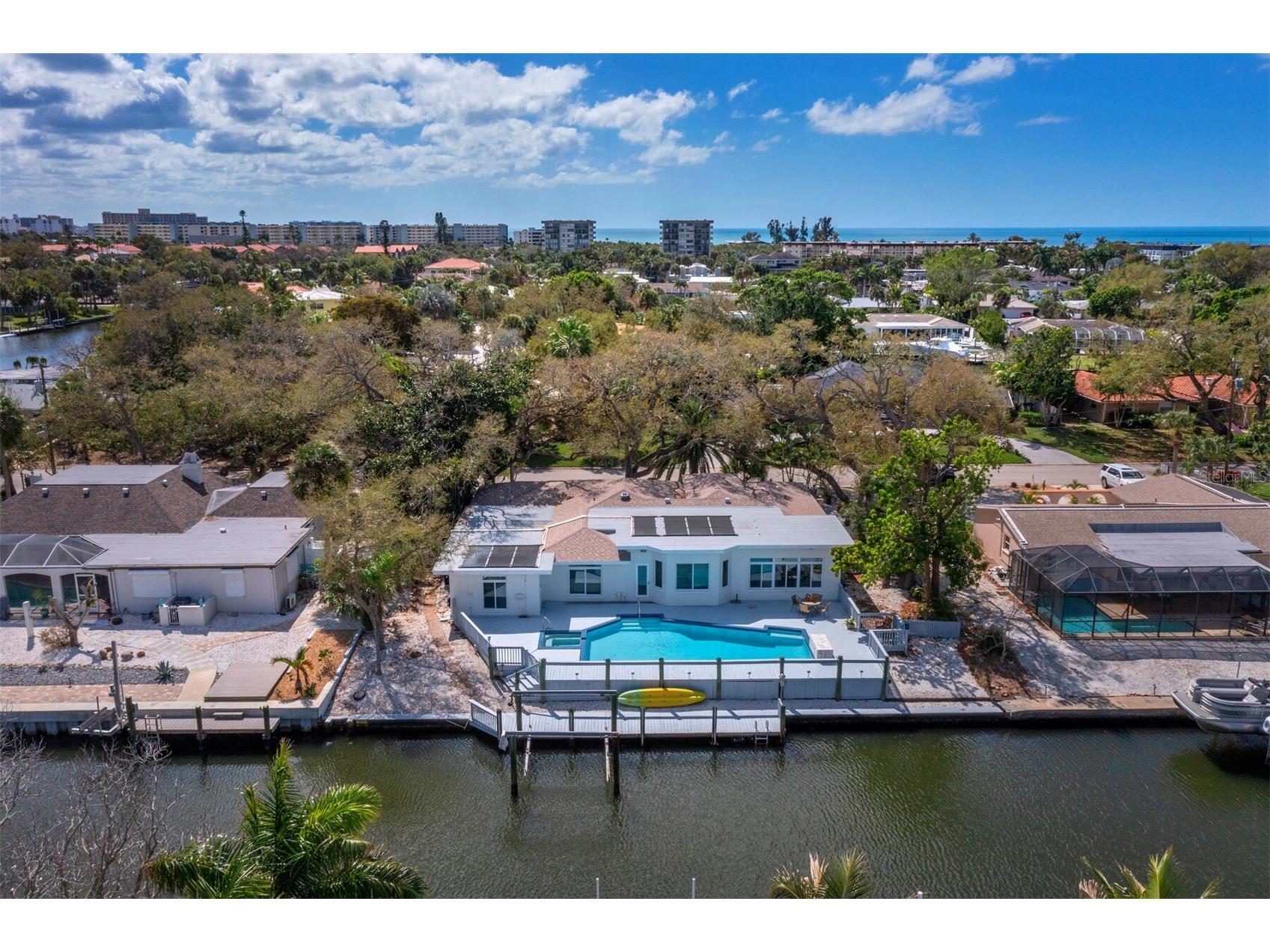 951 Contento St. Siesta Key FL 34242 - GRAND CANAL A4684955 image2