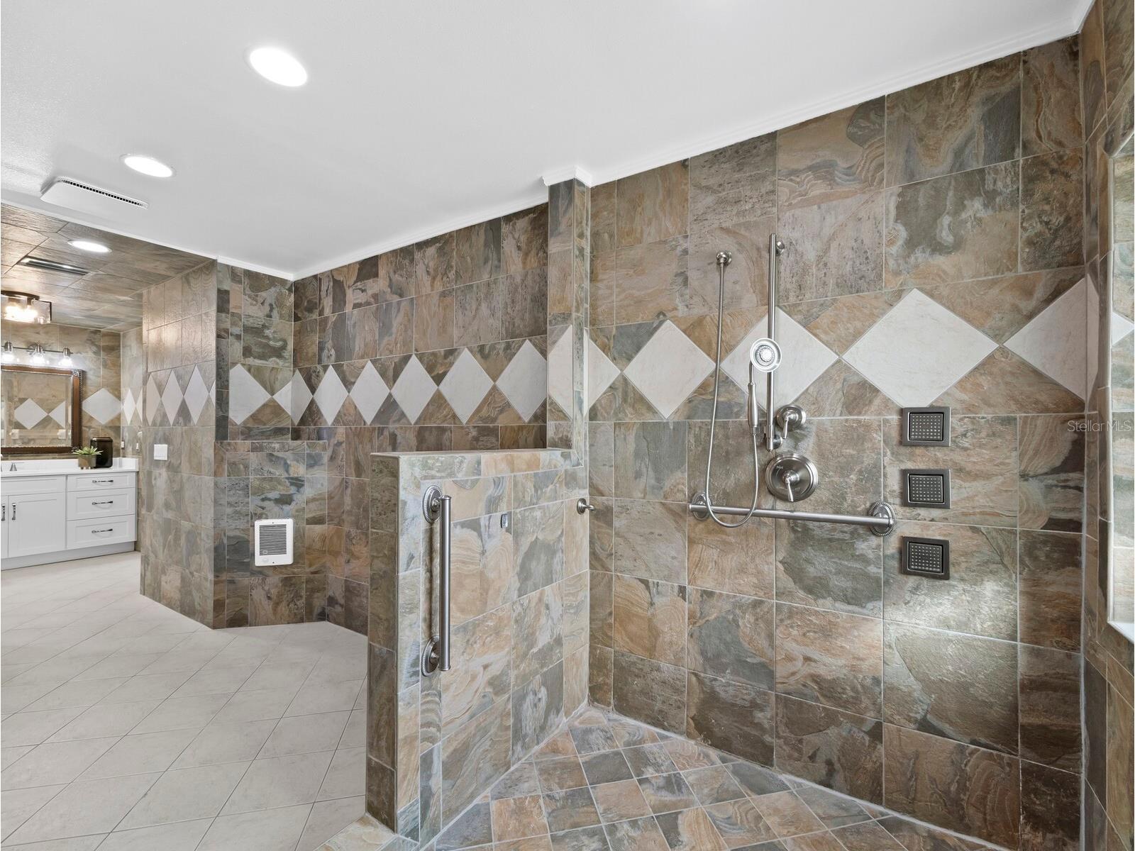 951 Contento St. Siesta Key FL 34242 - GRAND CANAL A4684955 image24