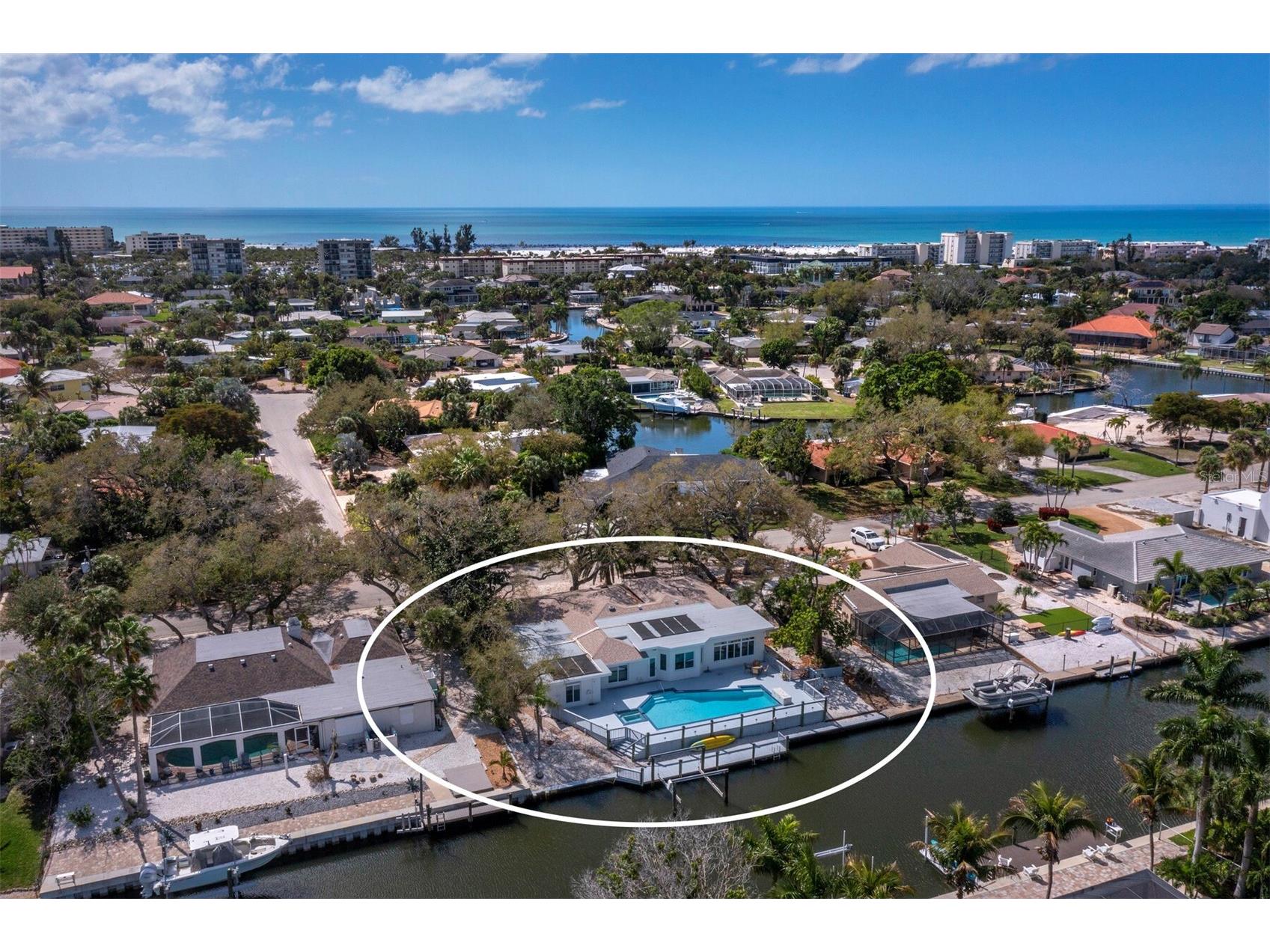 951 Contento St. Siesta Key FL 34242 - GRAND CANAL A4684955 image3