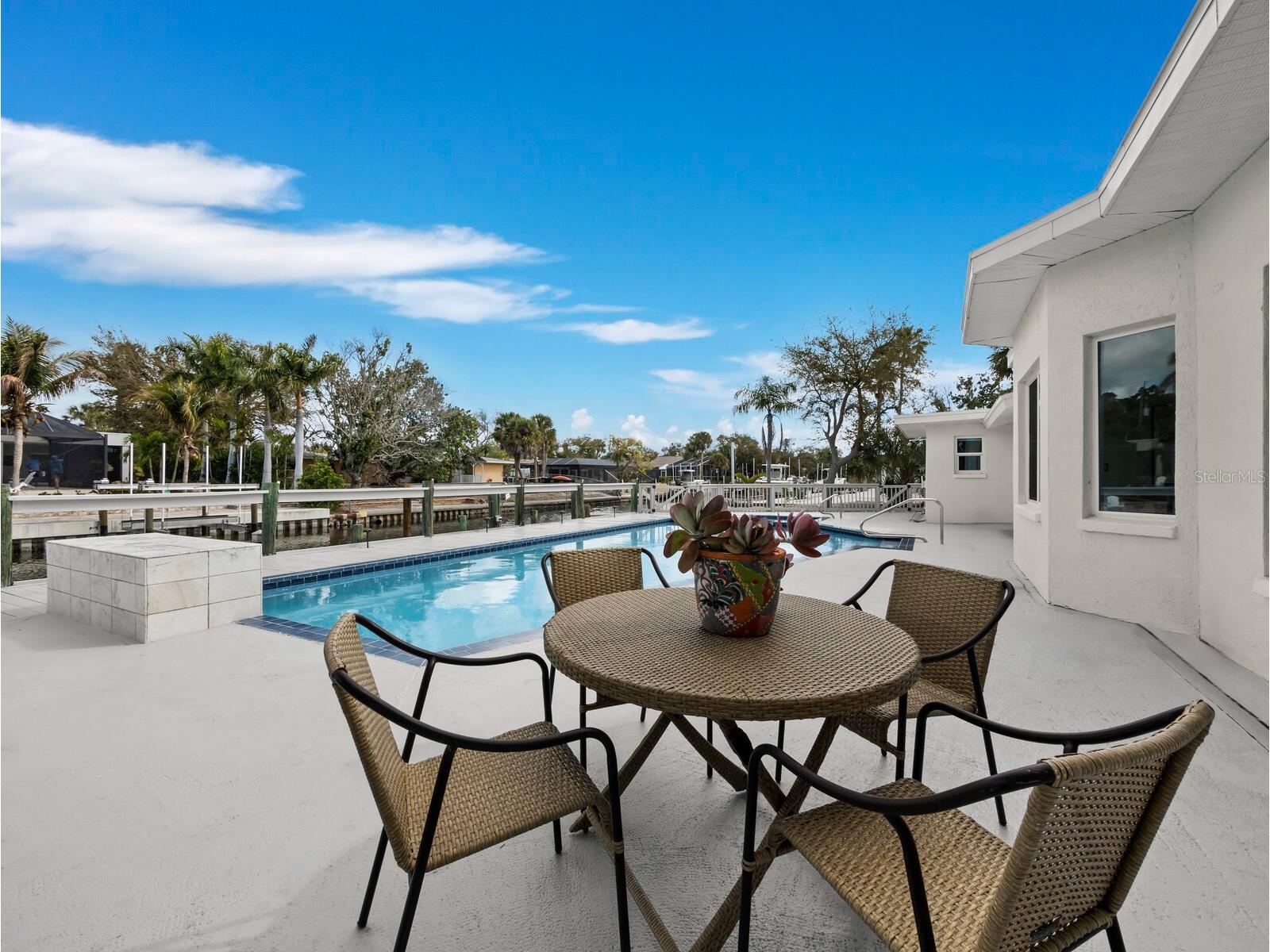951 Contento St. Siesta Key FL 34242 - GRAND CANAL A4684955 image34