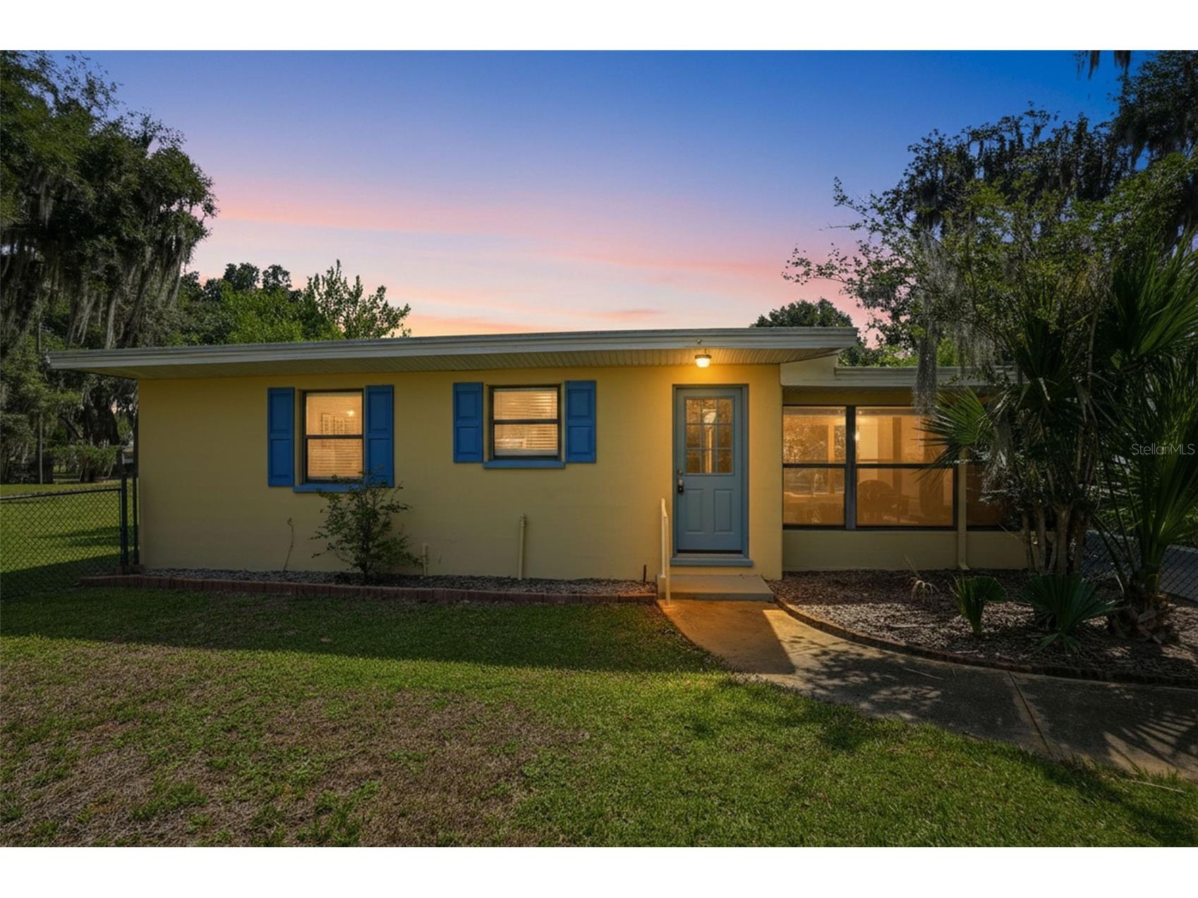 951 Cr 453 Lake Panasoffkee FL 33538 W7886067 image3