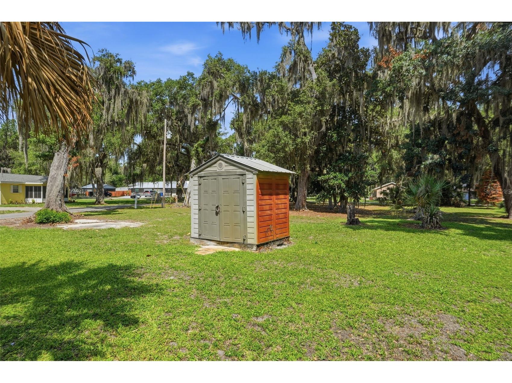 951 Cr 453 Lake Panasoffkee FL 33538 W7886067 image30