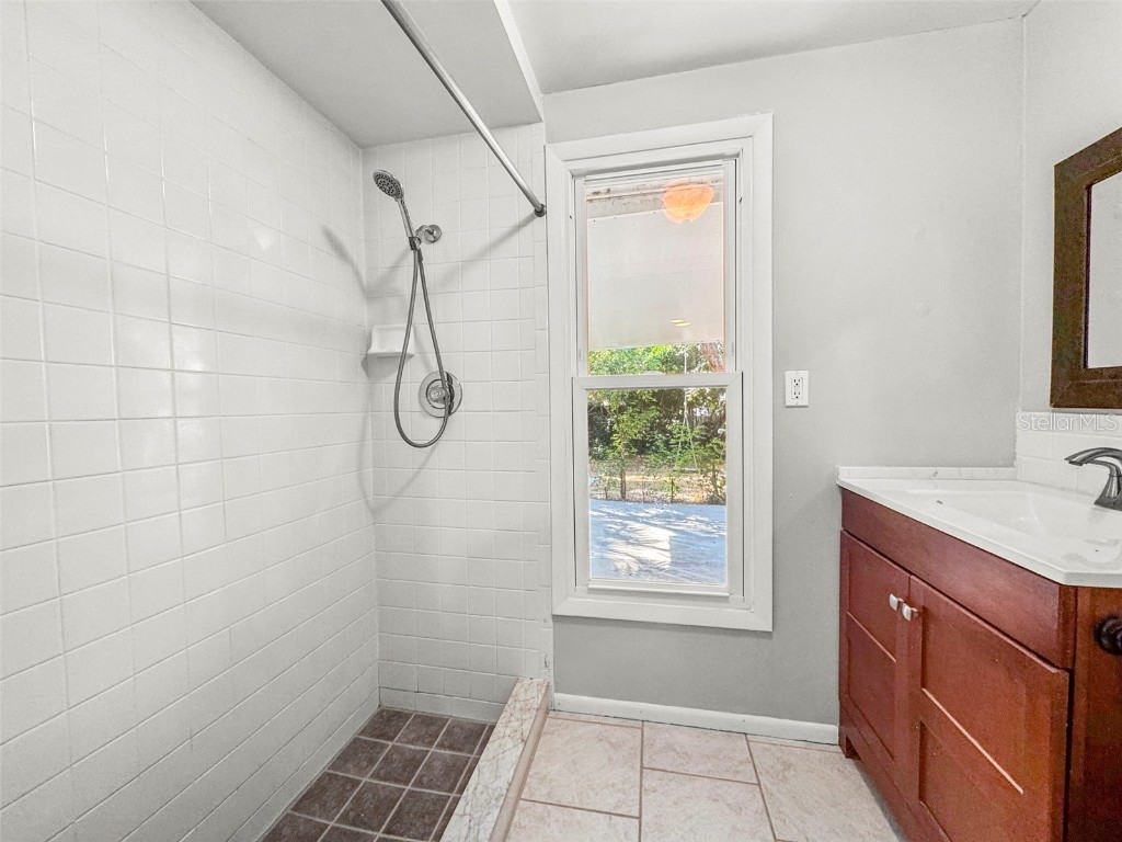 951 Greenway Avenue Dunedin FL 34698 TB8454209 image16