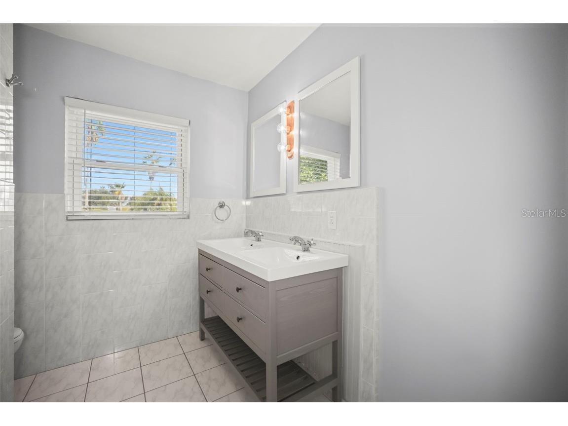 951 Greenway Avenue Dunedin FL 34698 TB8454209 image20